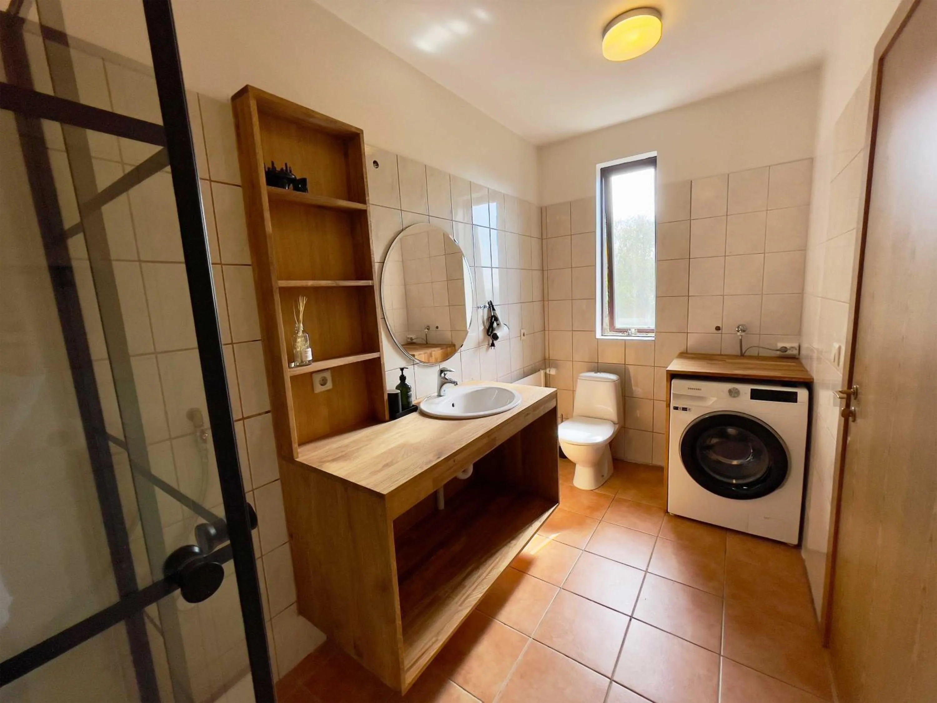 Shower in Matkráin Apartments