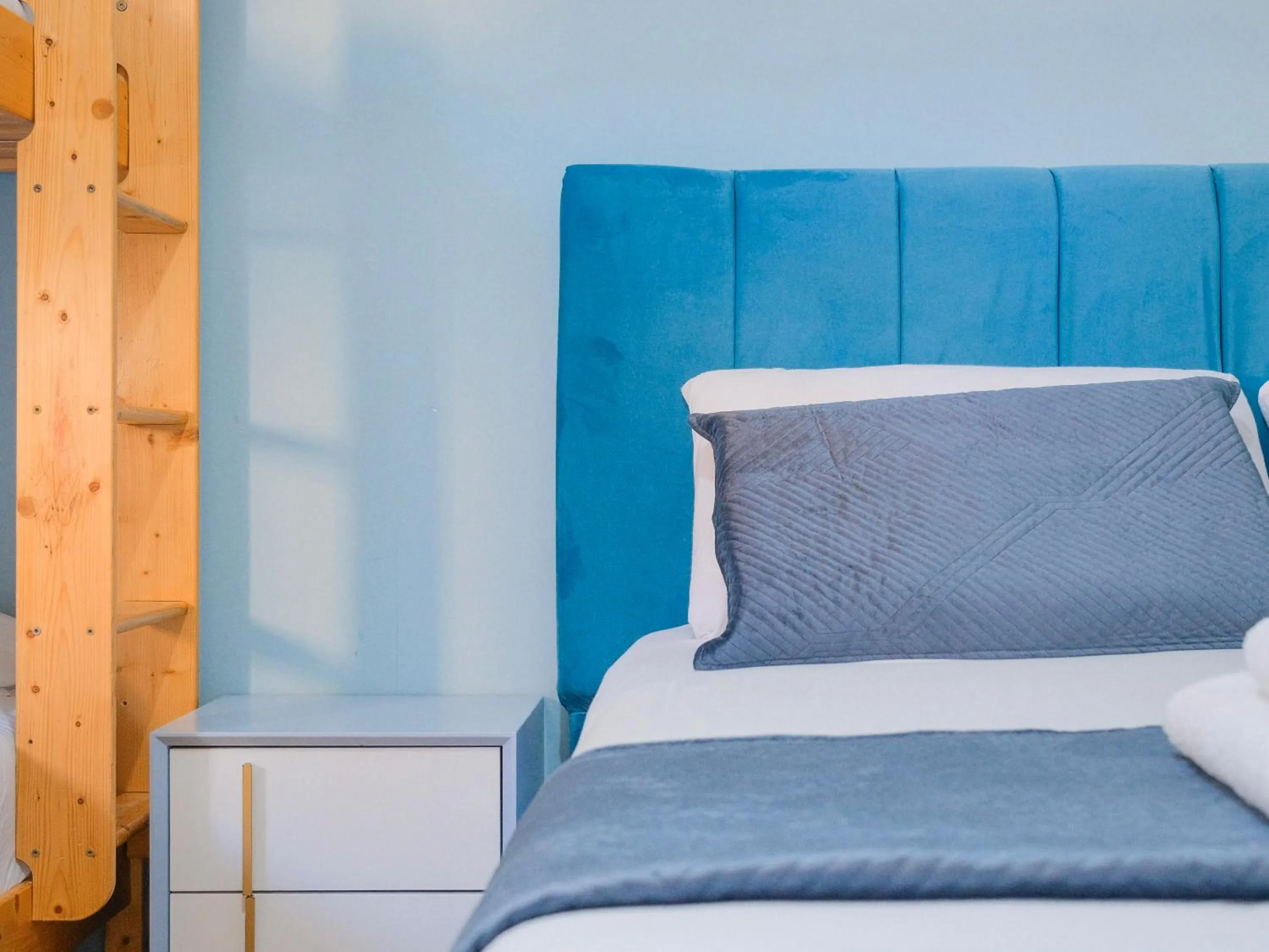 Bed in Hotel Tier Center