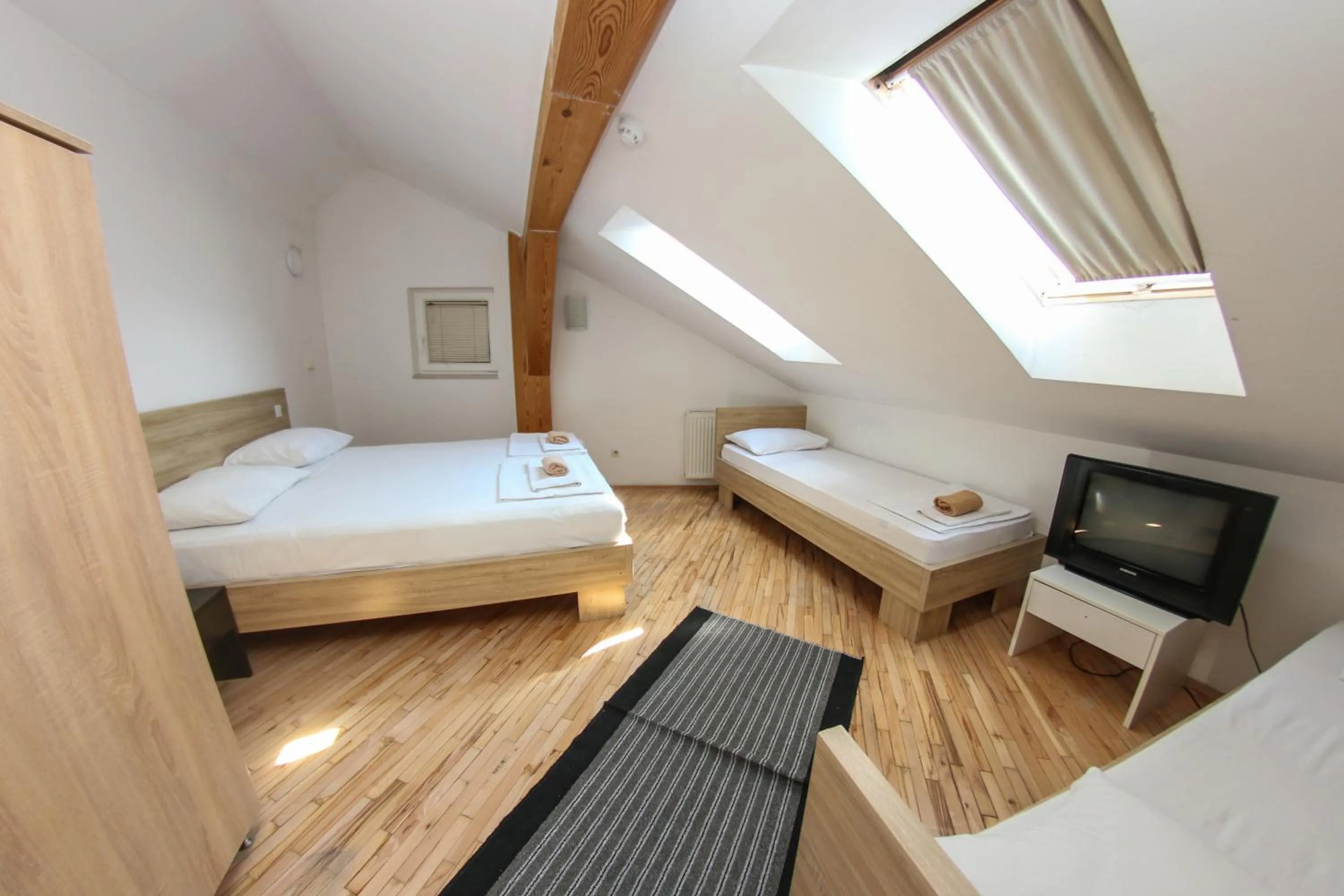 Photo of the whole room, Bed in Hotel Hayat