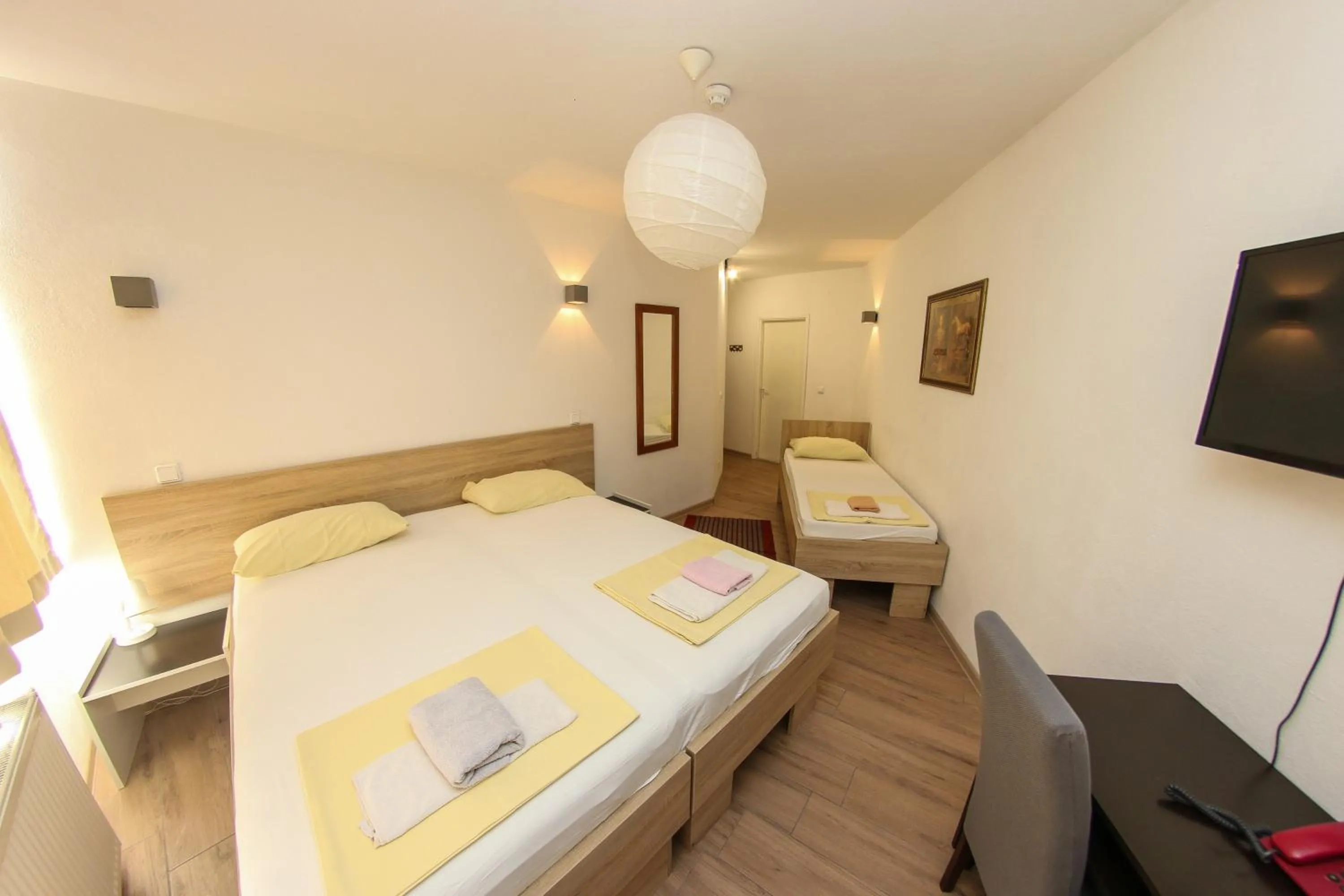 Photo of the whole room, Bed in Hotel Hayat