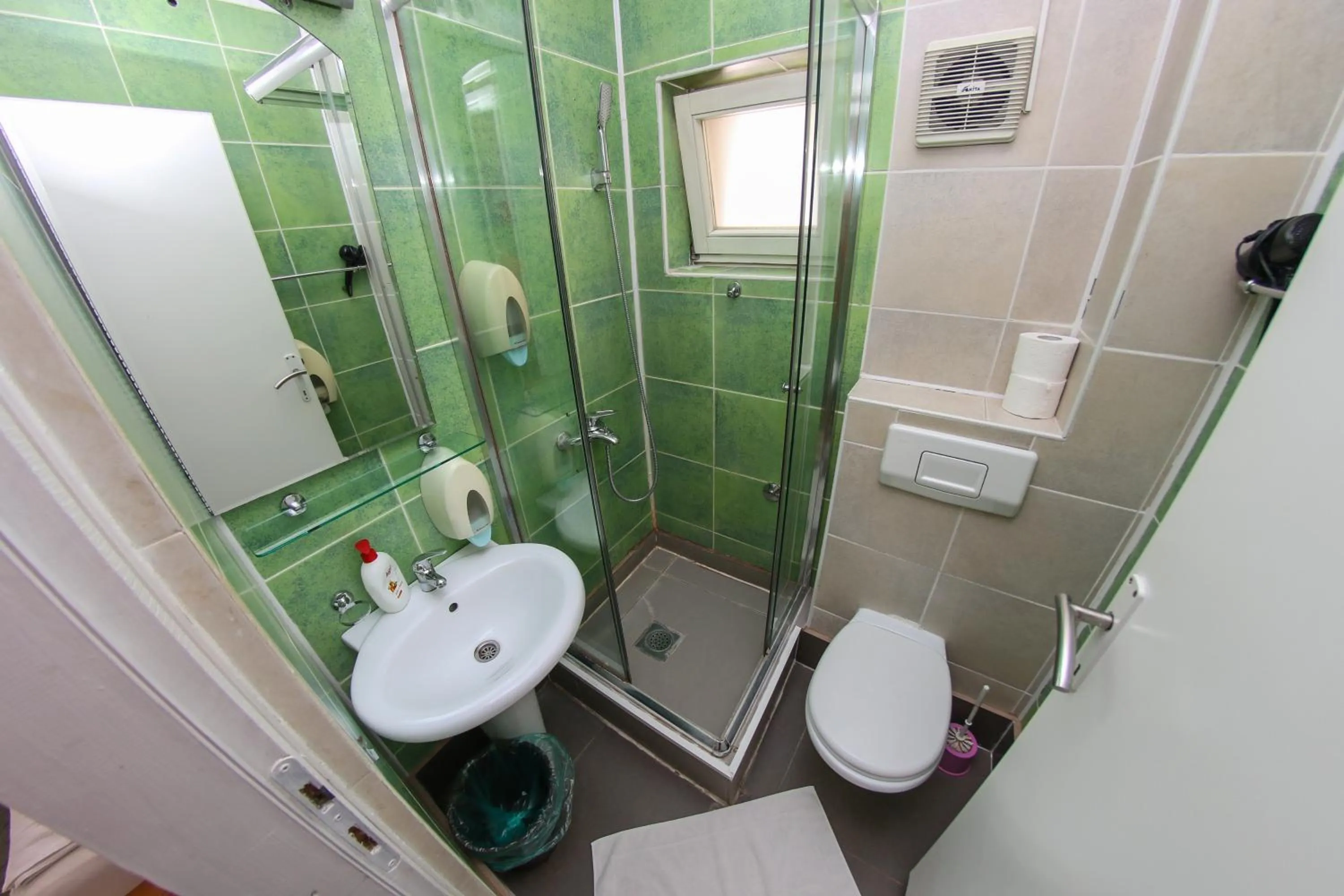 Bathroom in Hotel Hayat