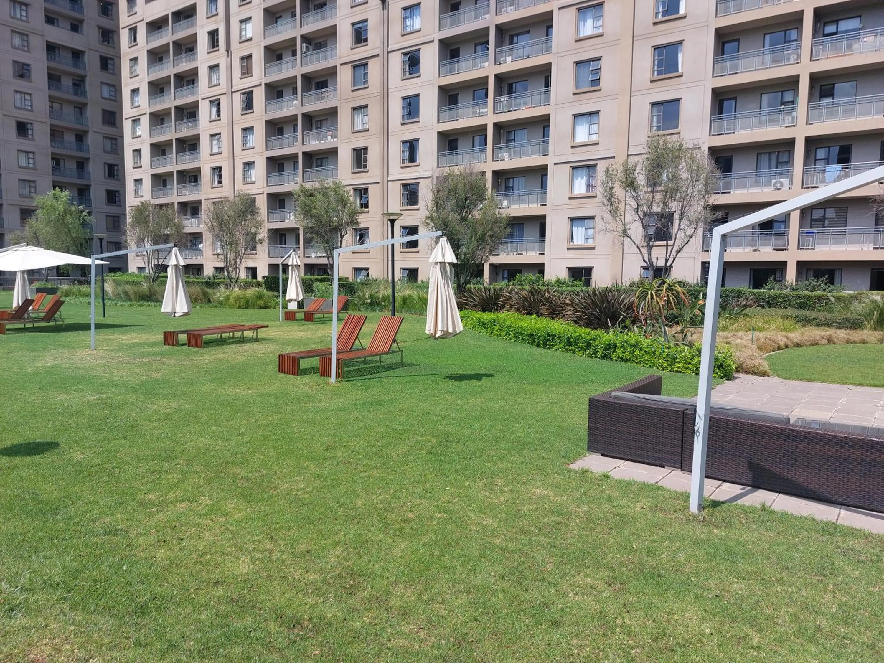 Sandton Suites Westpoint