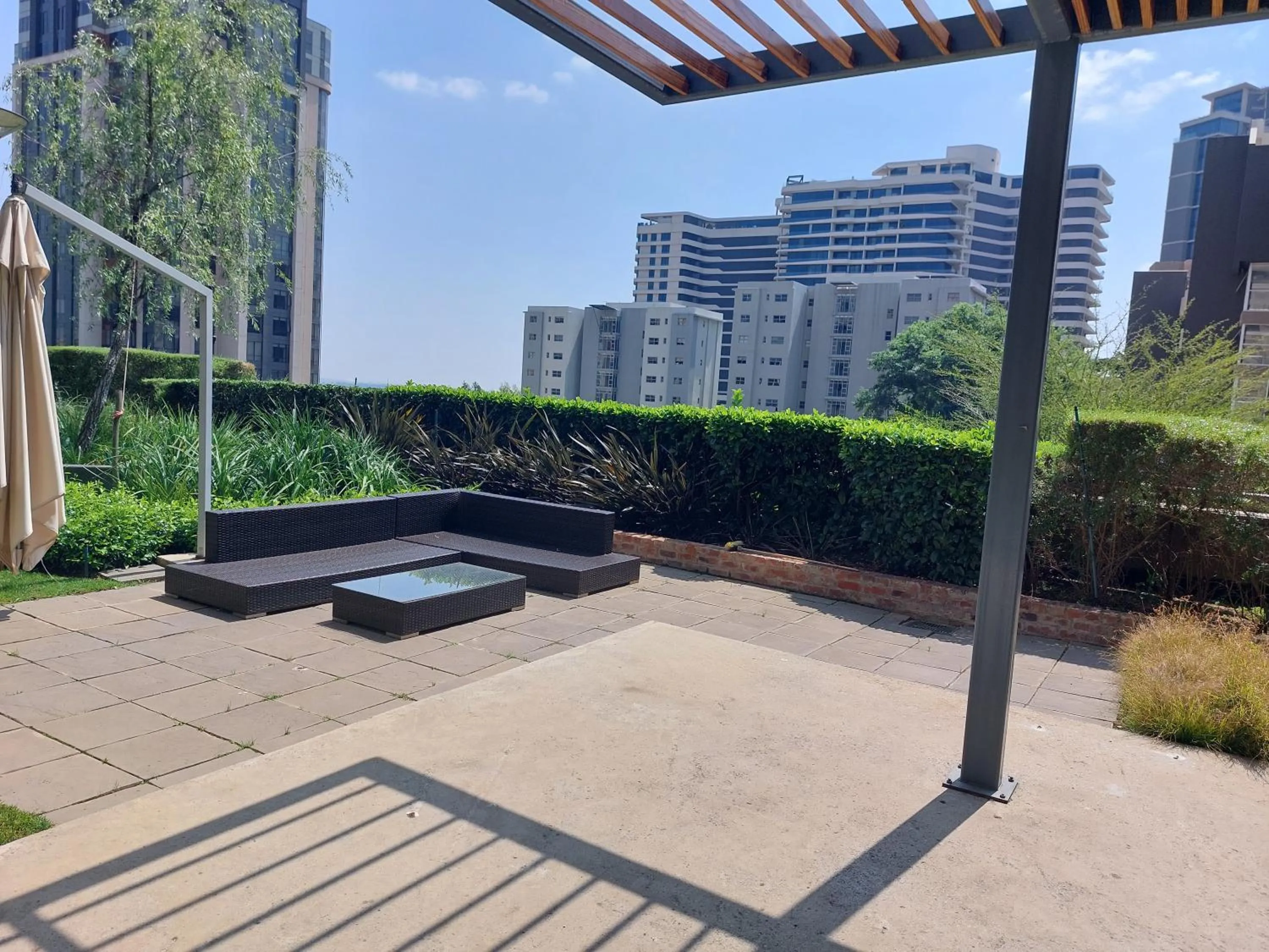 Sandton Suites Westpoint