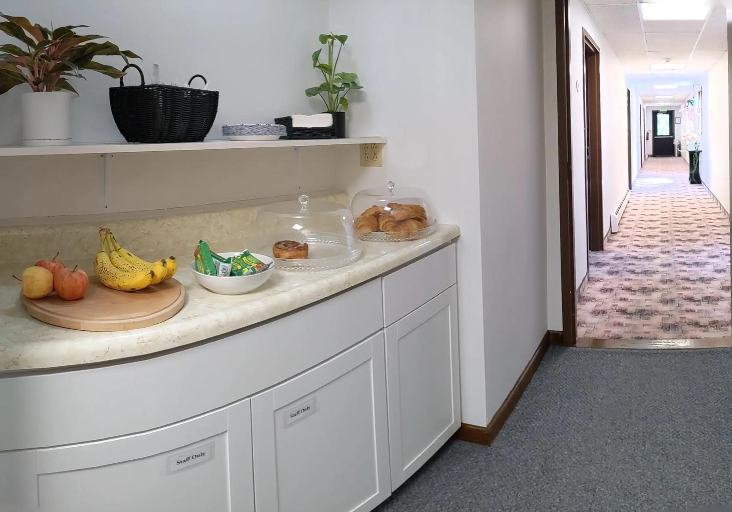 Breakfast in South Side Inn - Burlington