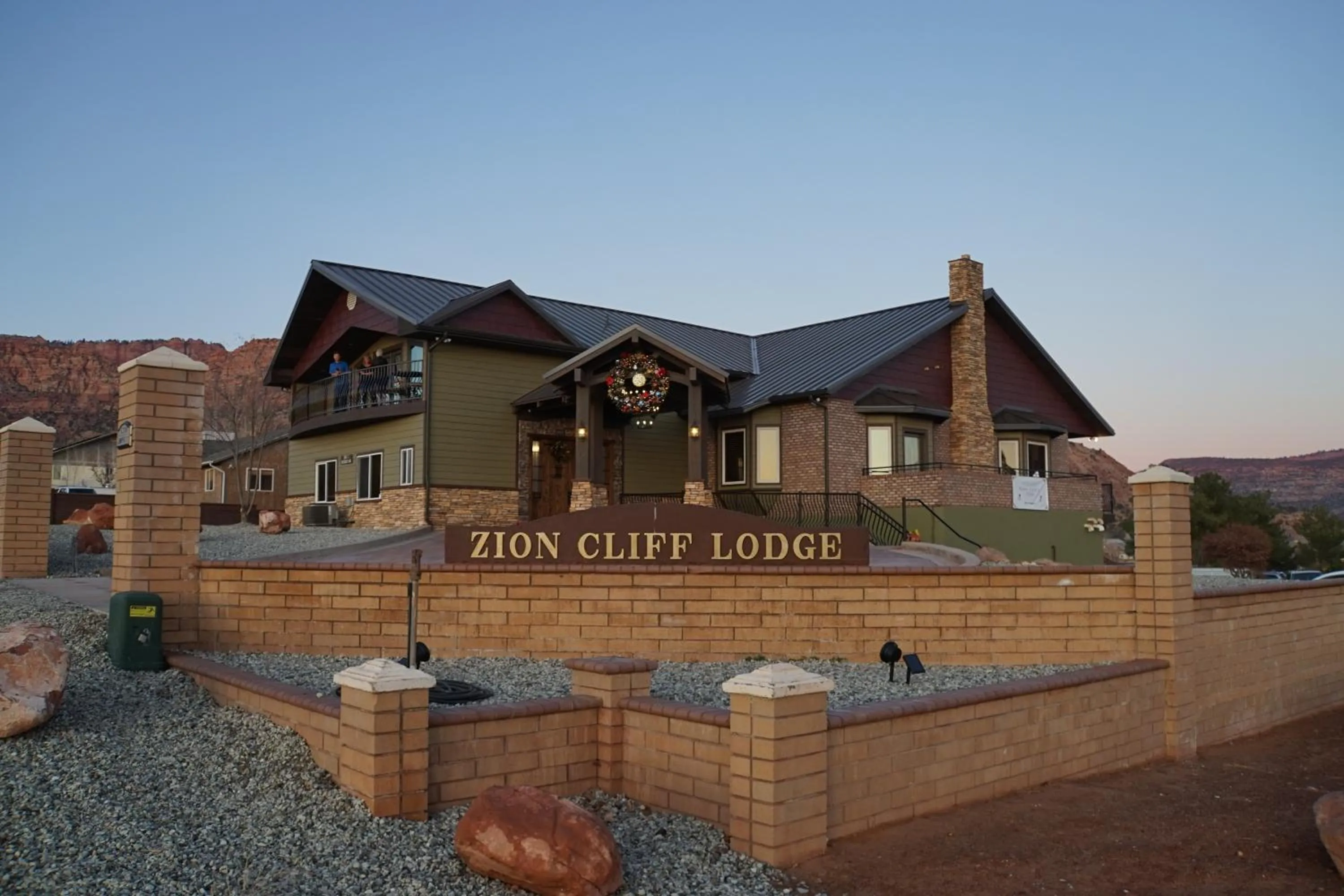 Property building in Zion Cliff Lodge