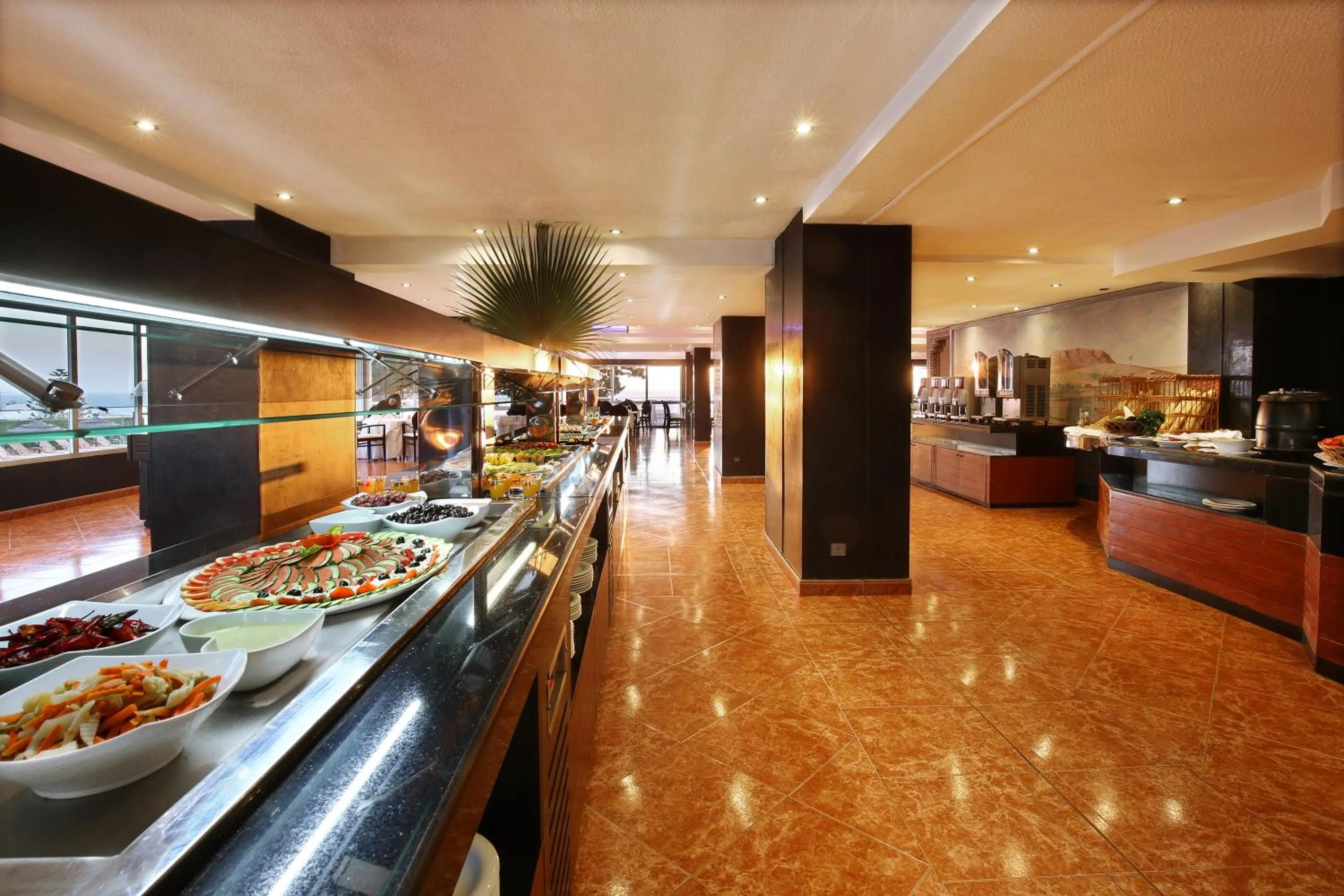 Restaurant/places to eat in Anezi Tower Hotel