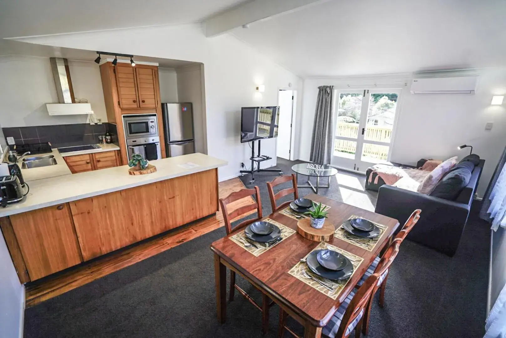 One-Bedroom Apartment in The Hidden Gem - tranquility close to town One-Bedroom Apartment in The Hidden Gem - tranquility close to town