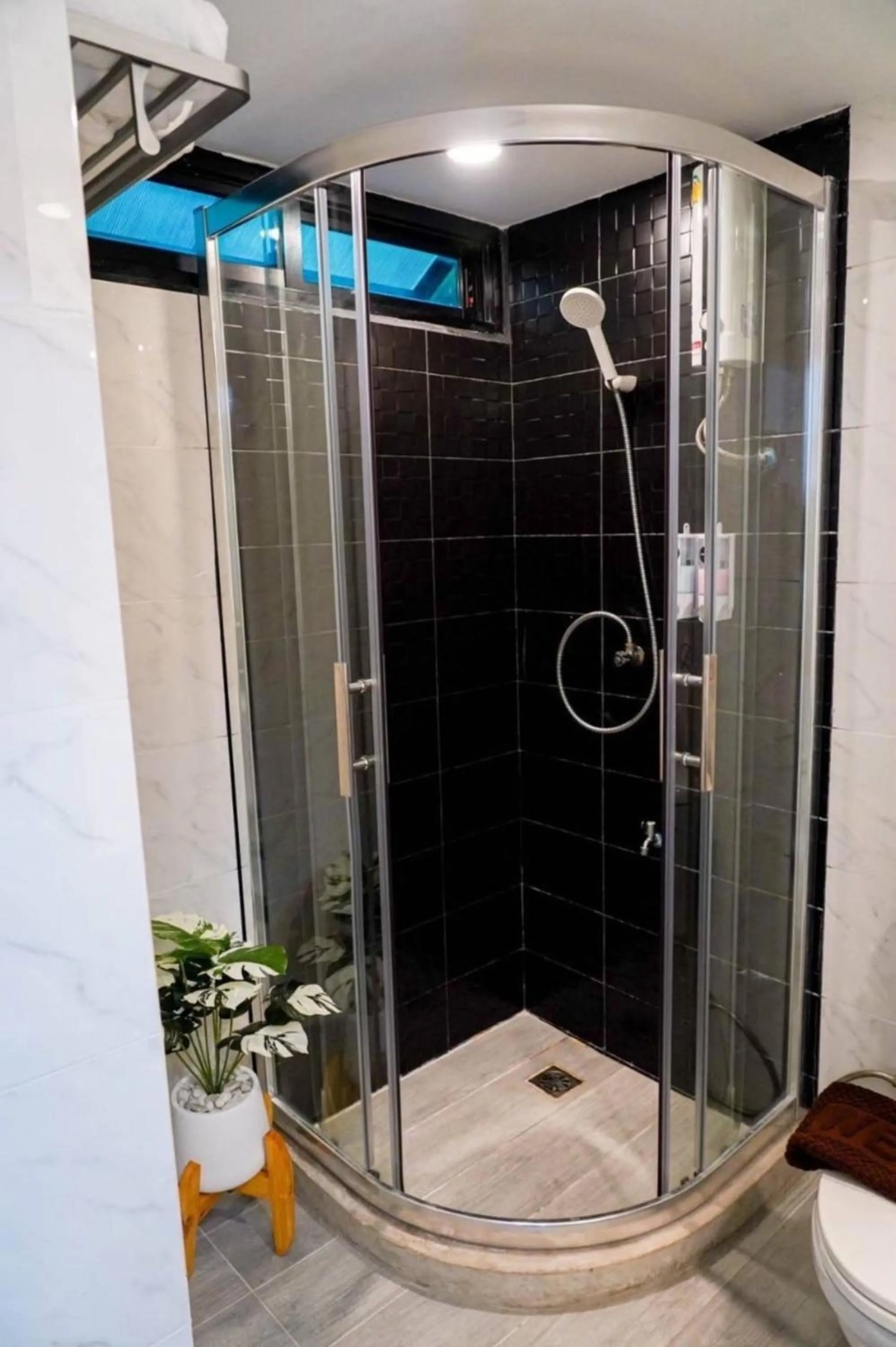 Shower in BnB98 Silom Hotel