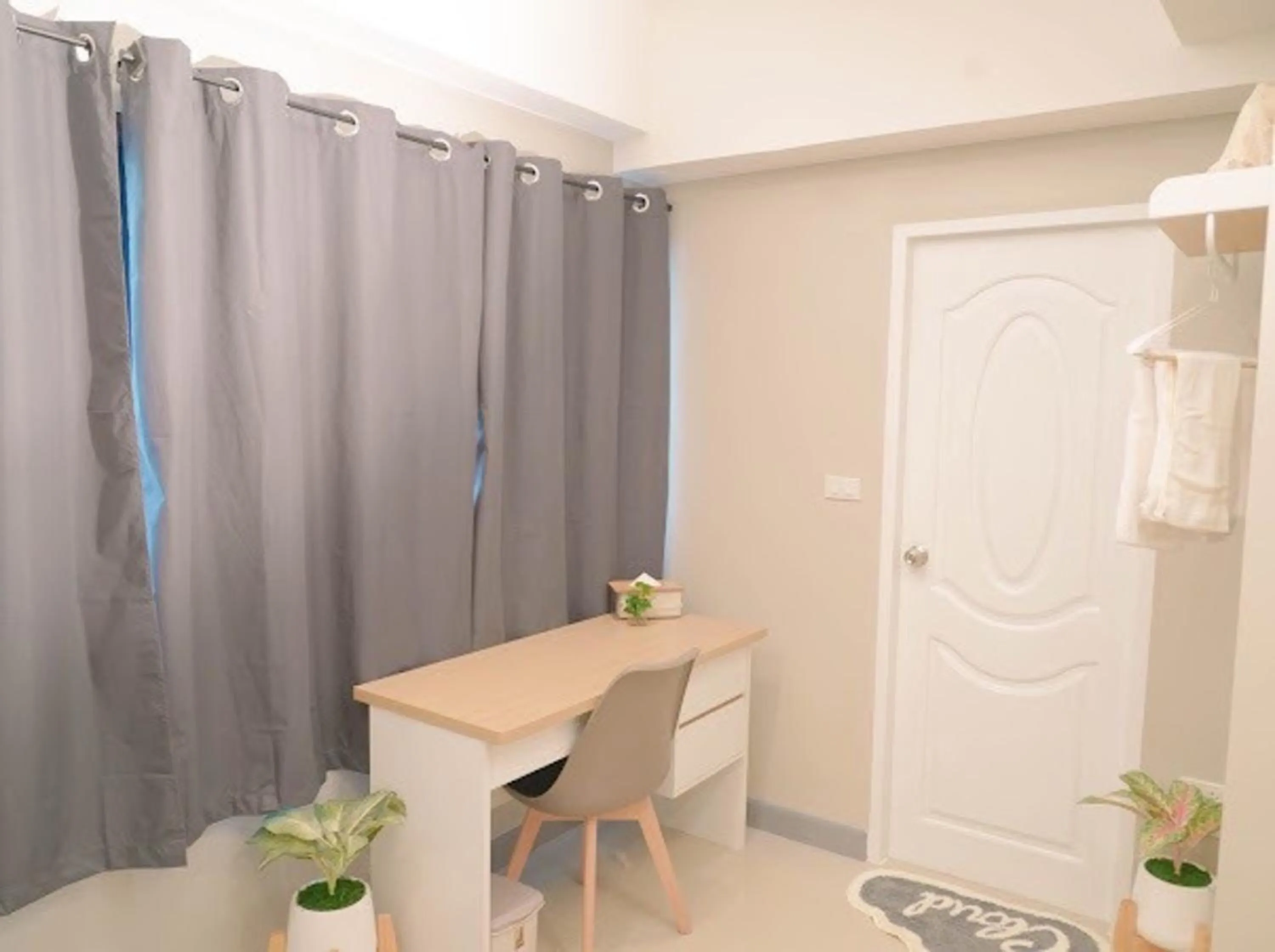 Dining area in BnB98 Silom Hotel