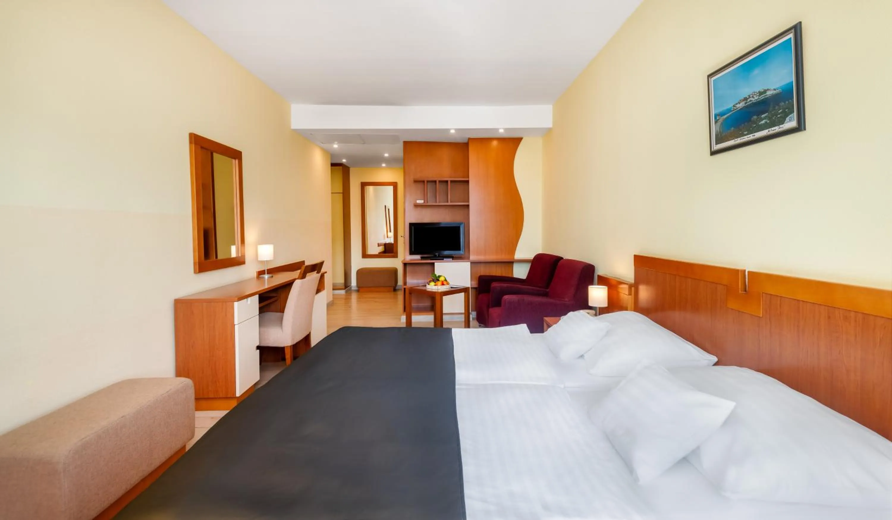 Bedroom, Bed in Hunguest Hotel Sun Resort