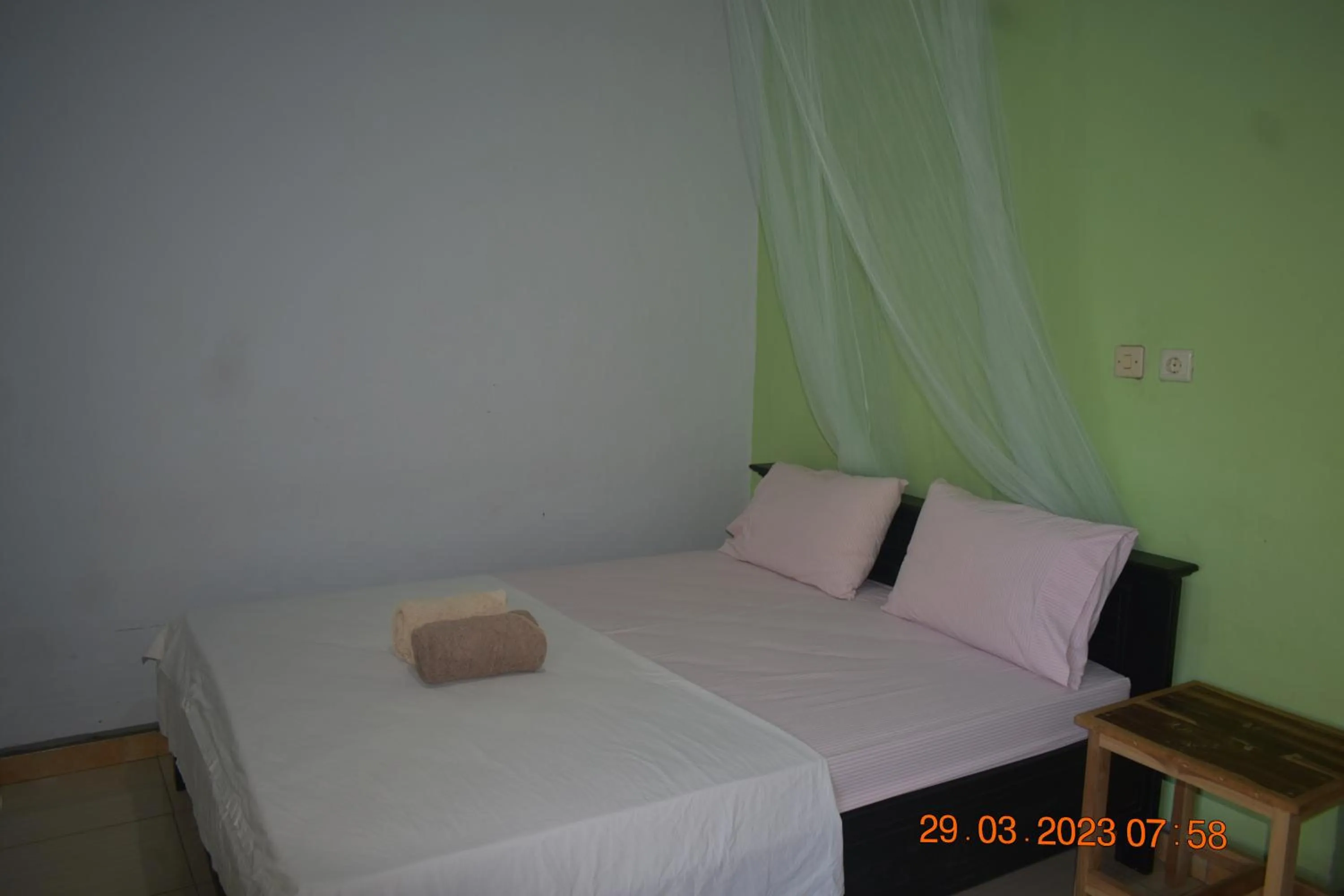 Bed in Del Mar Home Stay