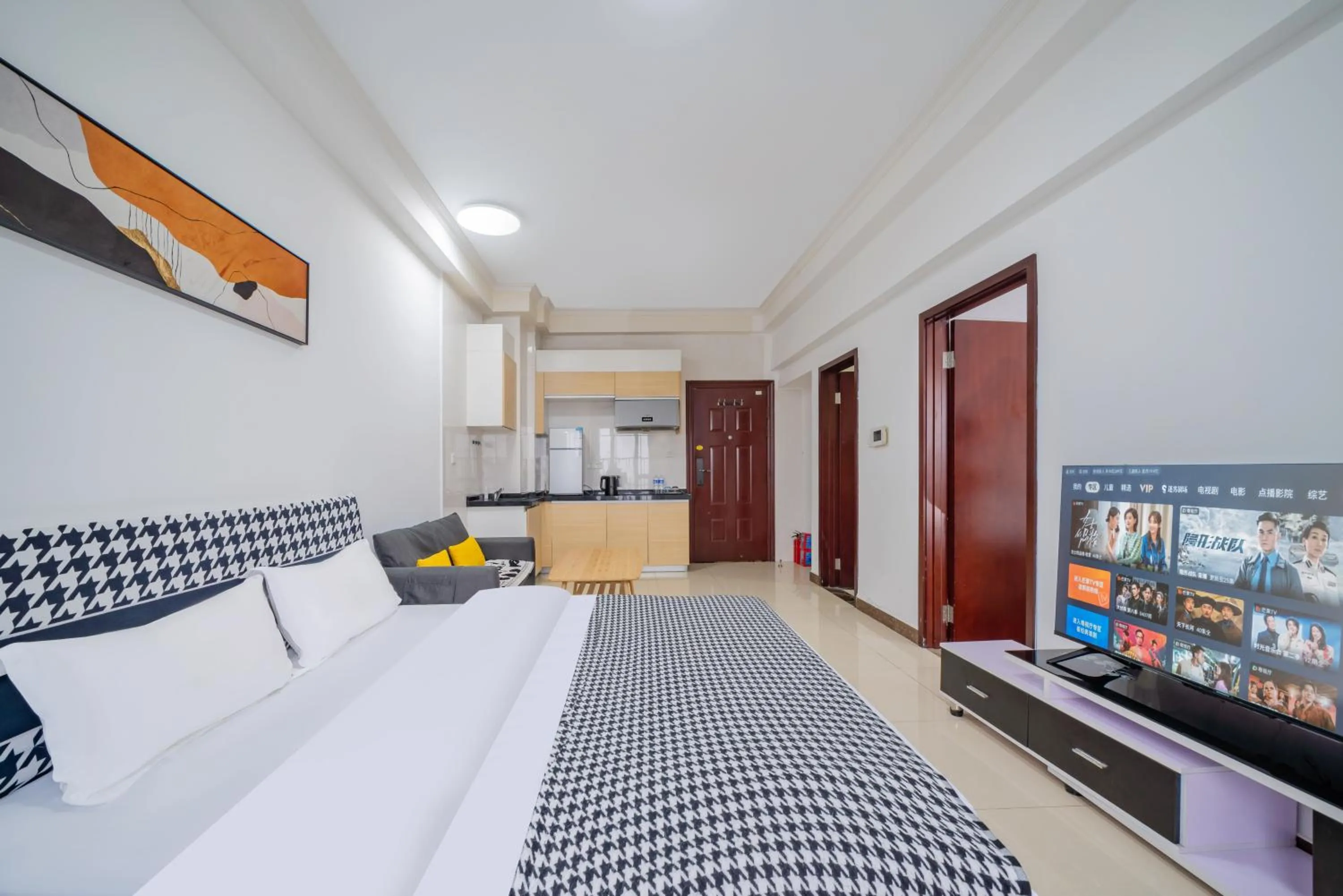 Bed in Guangzhou Lijing Aparthotel Pazhou Exhibition Center - Next to Exit D of Wanshengwei MTR Station