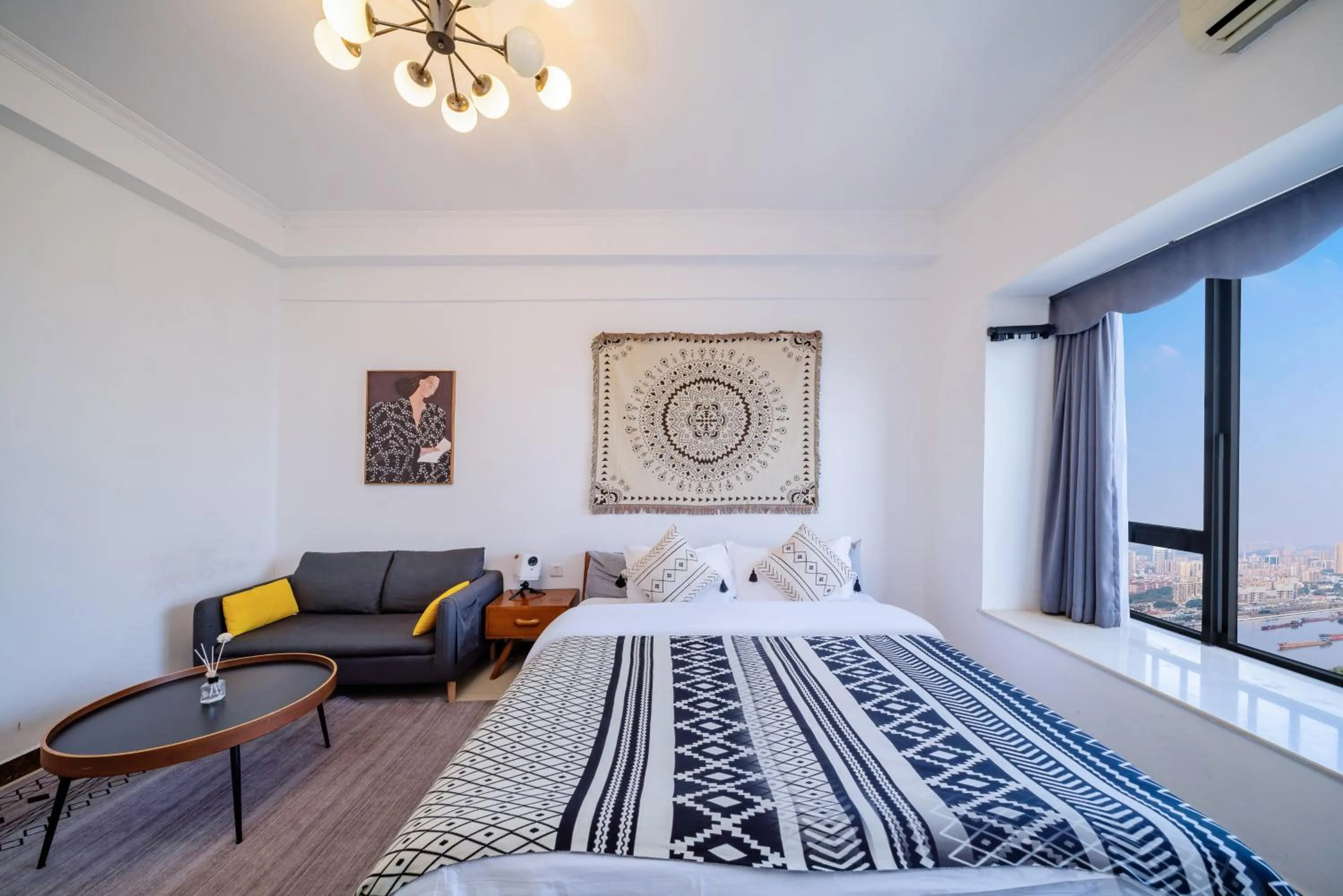 Guangzhou Lijing Aparthotel Pazhou Exhibition Center - Next to Exit D of Wanshengwei MTR Station