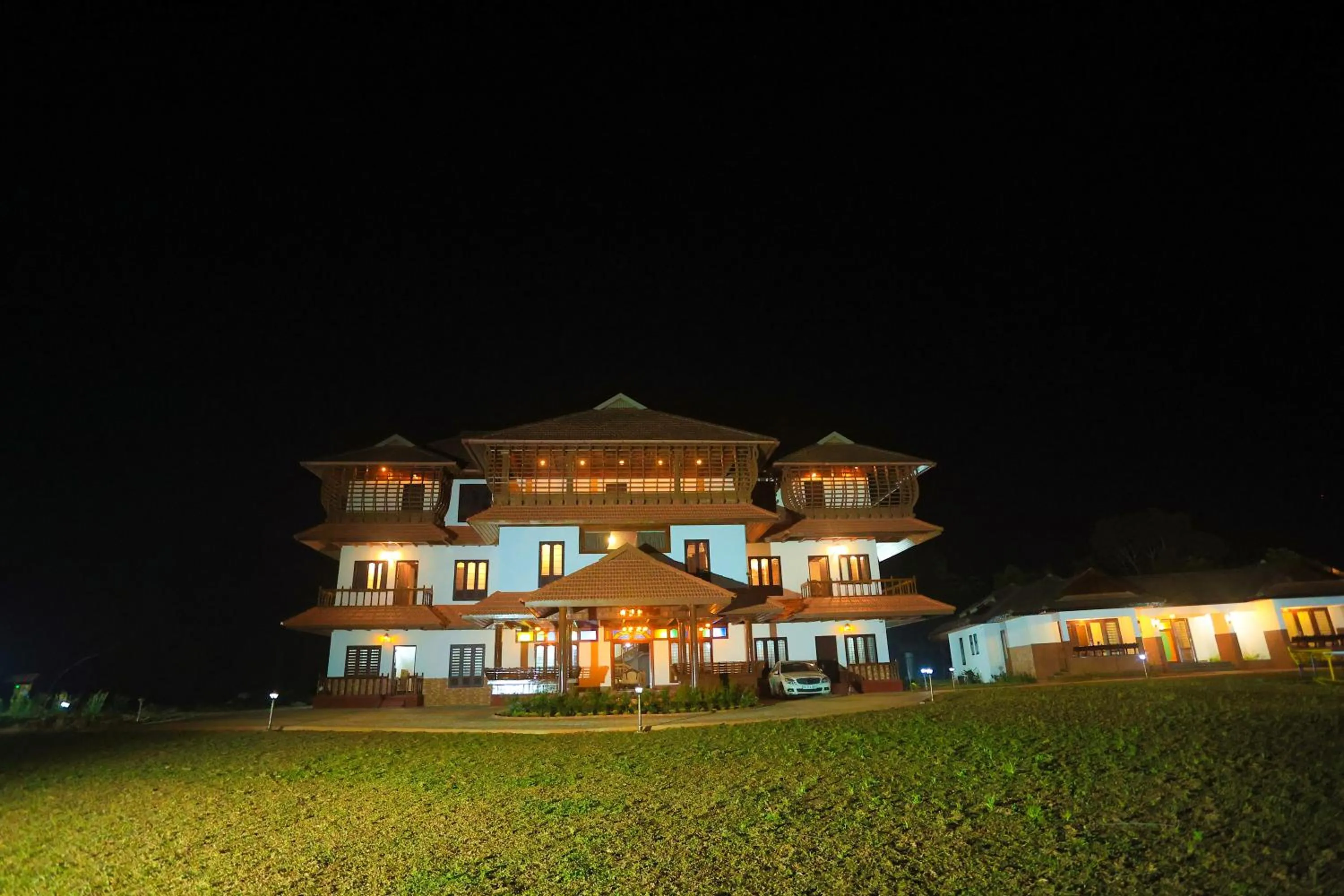 Property building in Heaven Inn Munnar