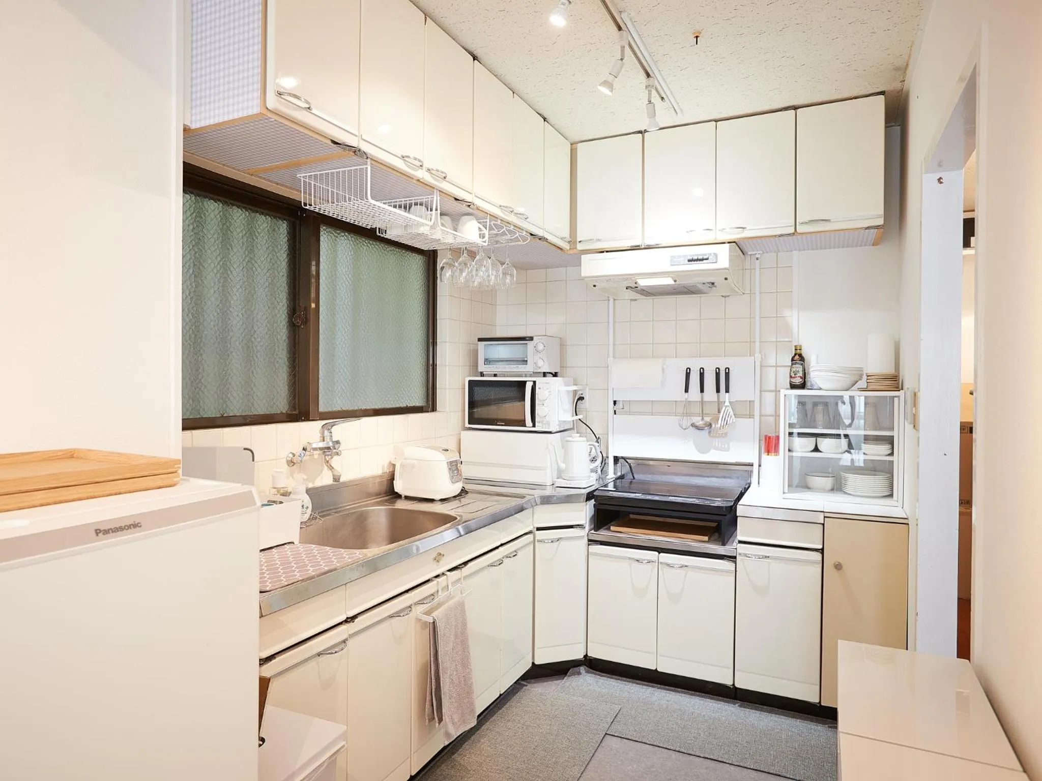 Kitchen or kitchenette in Guest house II Rokumarukan