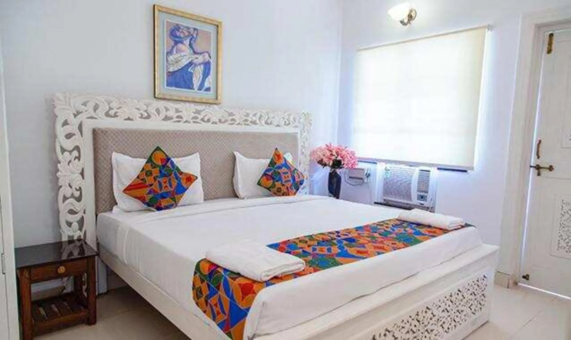 Bed in Via Toro Highland Beach Resort With Pool - 500M From Candolim Beach