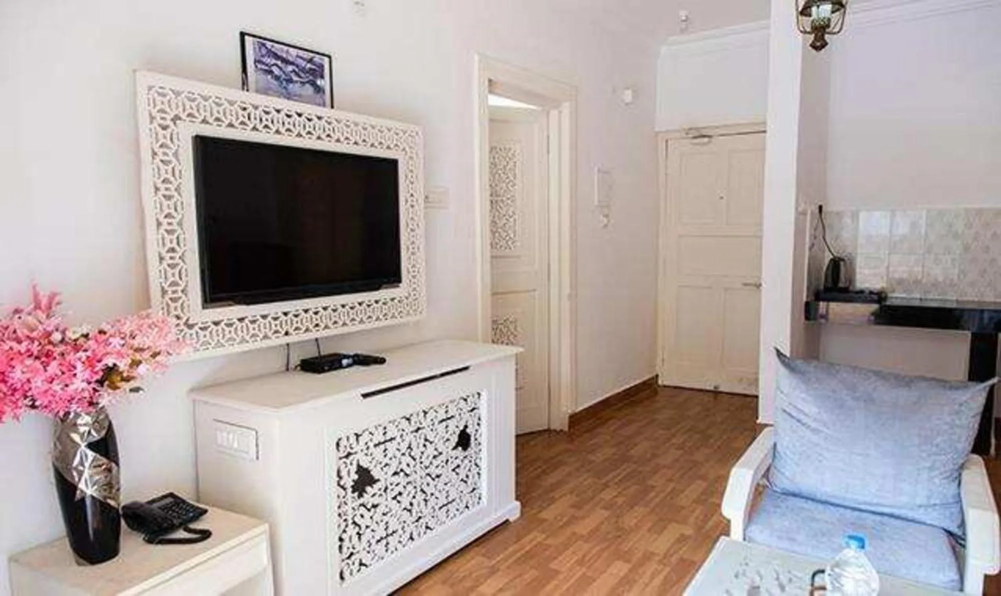 TV and multimedia in Via Toro Highland Beach Resort With Pool - 500M From Candolim Beach