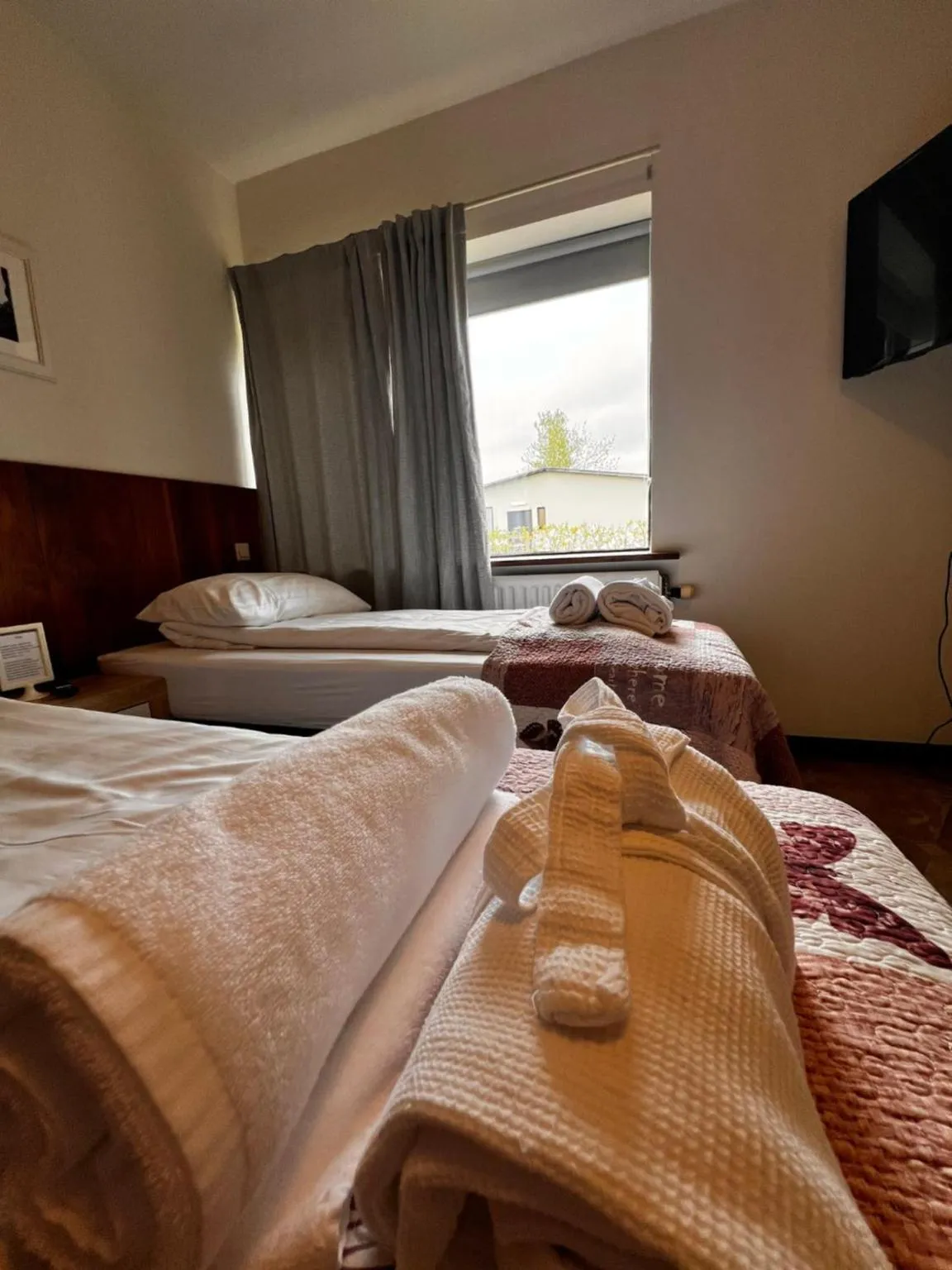 Photo of the whole room, Bed in Hotel Skógá by EJ Hotels