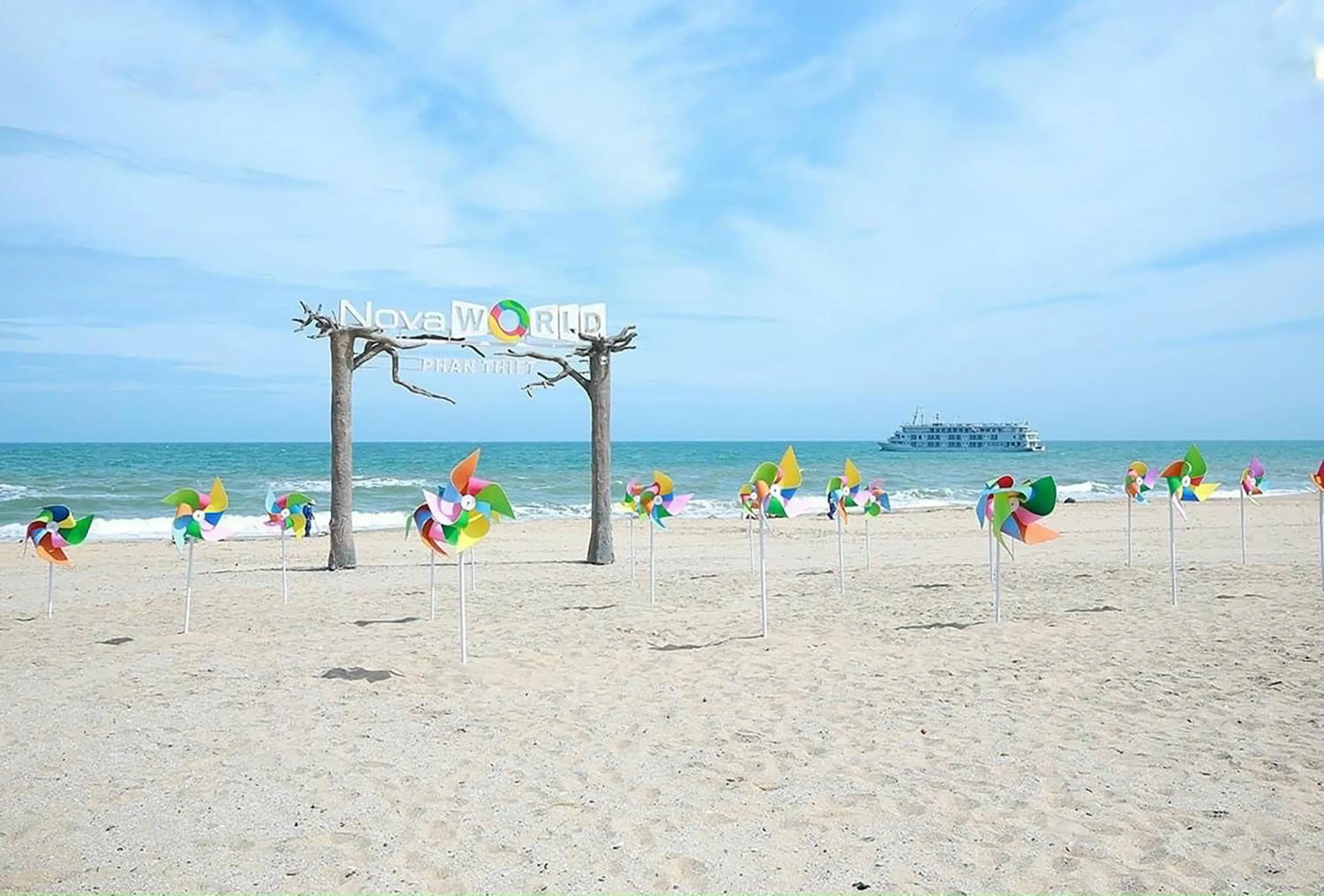 Beach in Novaworld Villas