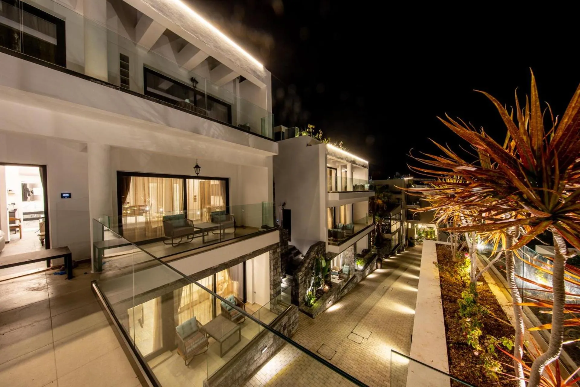 Property building in Beach Walk Luxury Suites