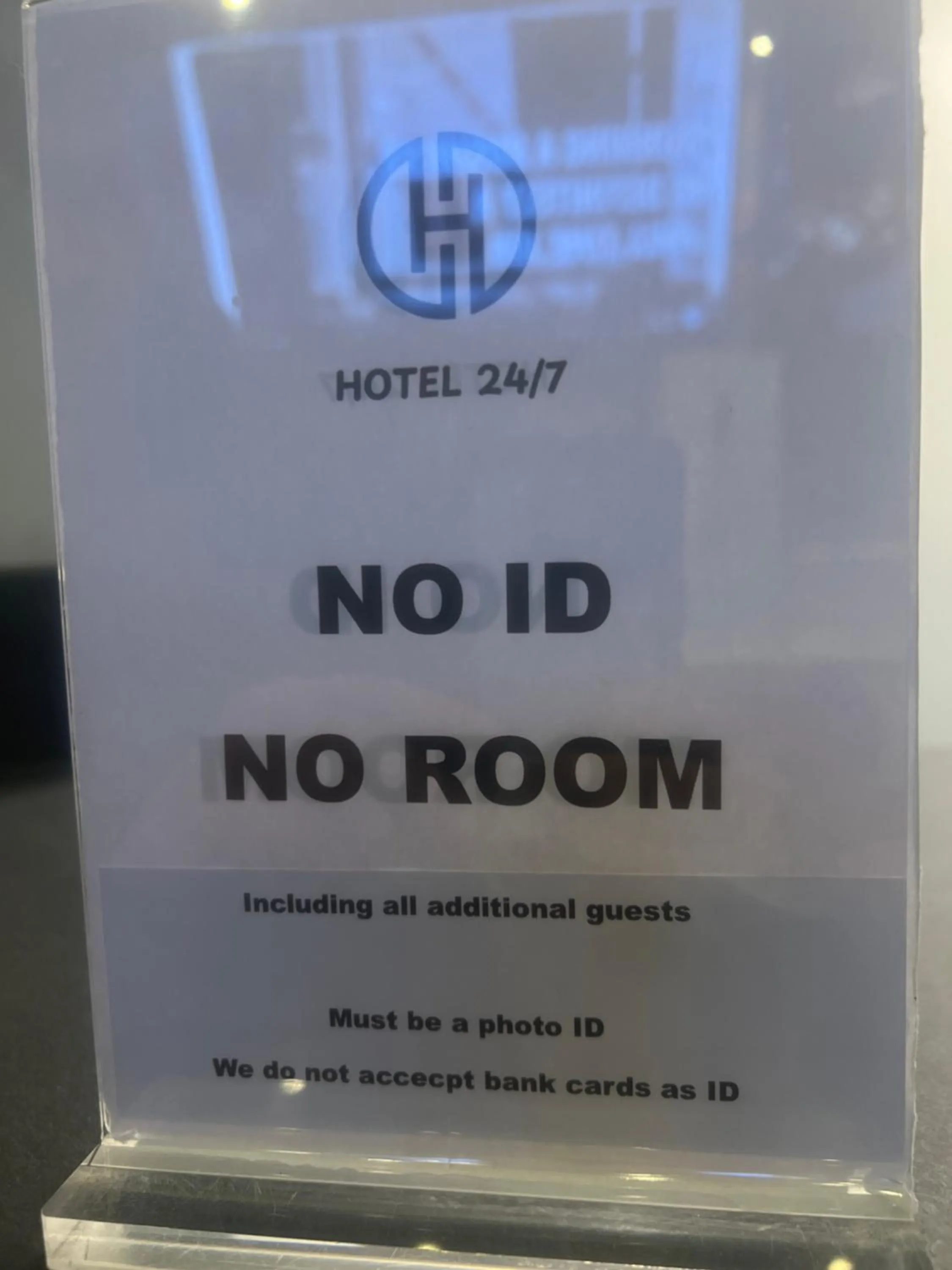 Logo/Certificate/Sign in Hotels 24-7 - The Old Victoria Hotel