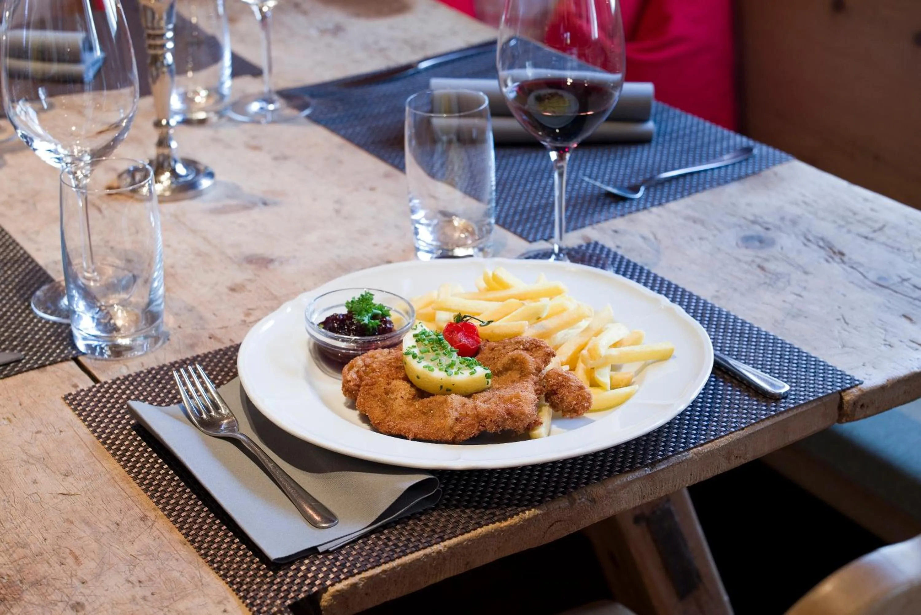 Food and drinks in Alpengasthof Crusch Alba ed Alvetern, S-charl