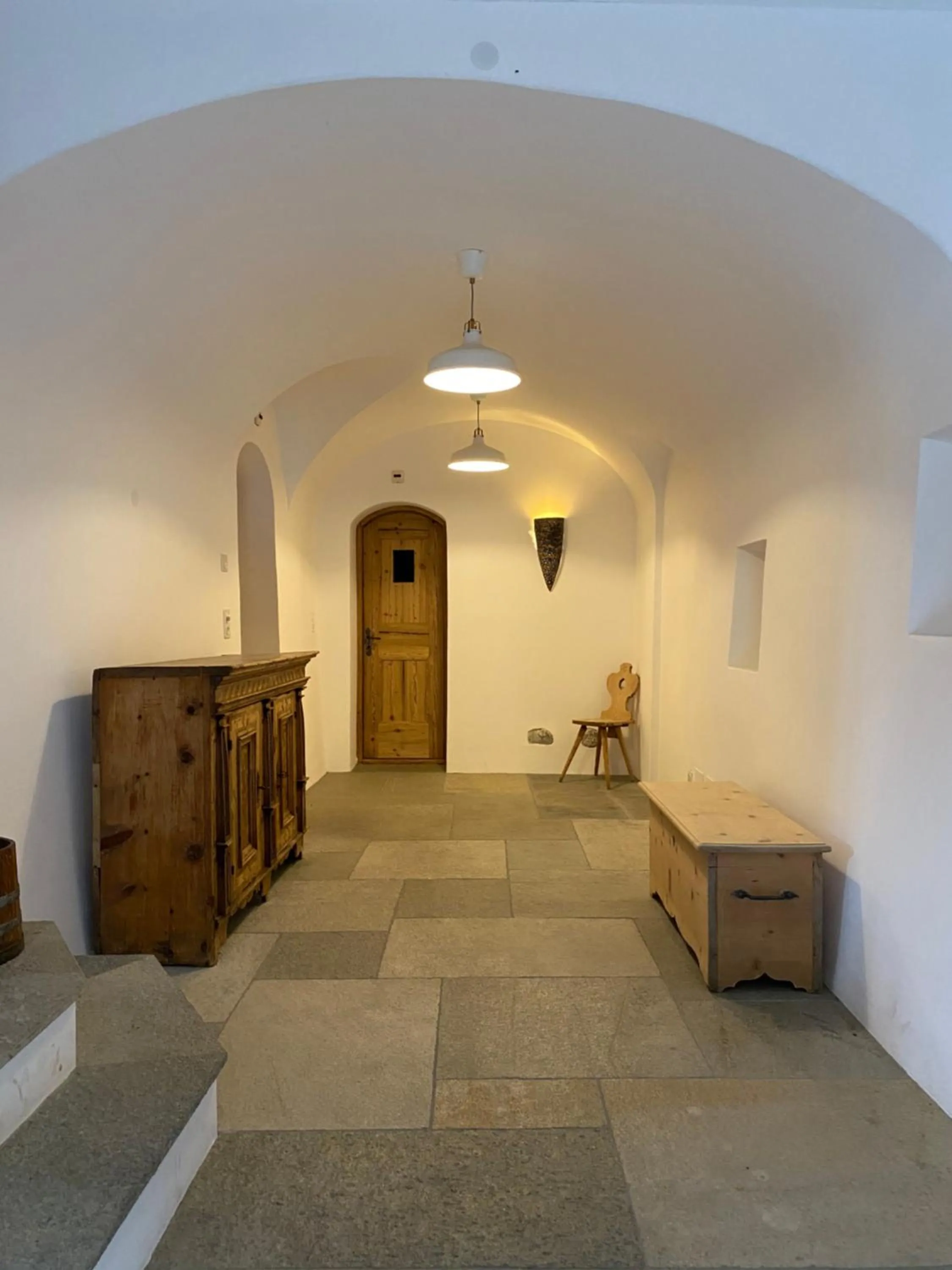 Facade/entrance in Alpengasthof Crusch Alba ed Alvetern, S-charl