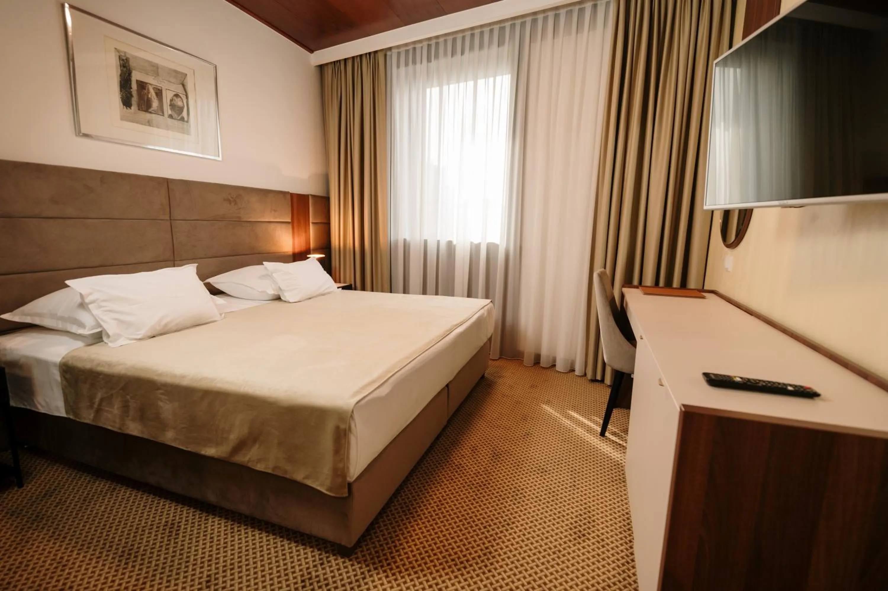 Bedroom in Hotel Slavija Lux