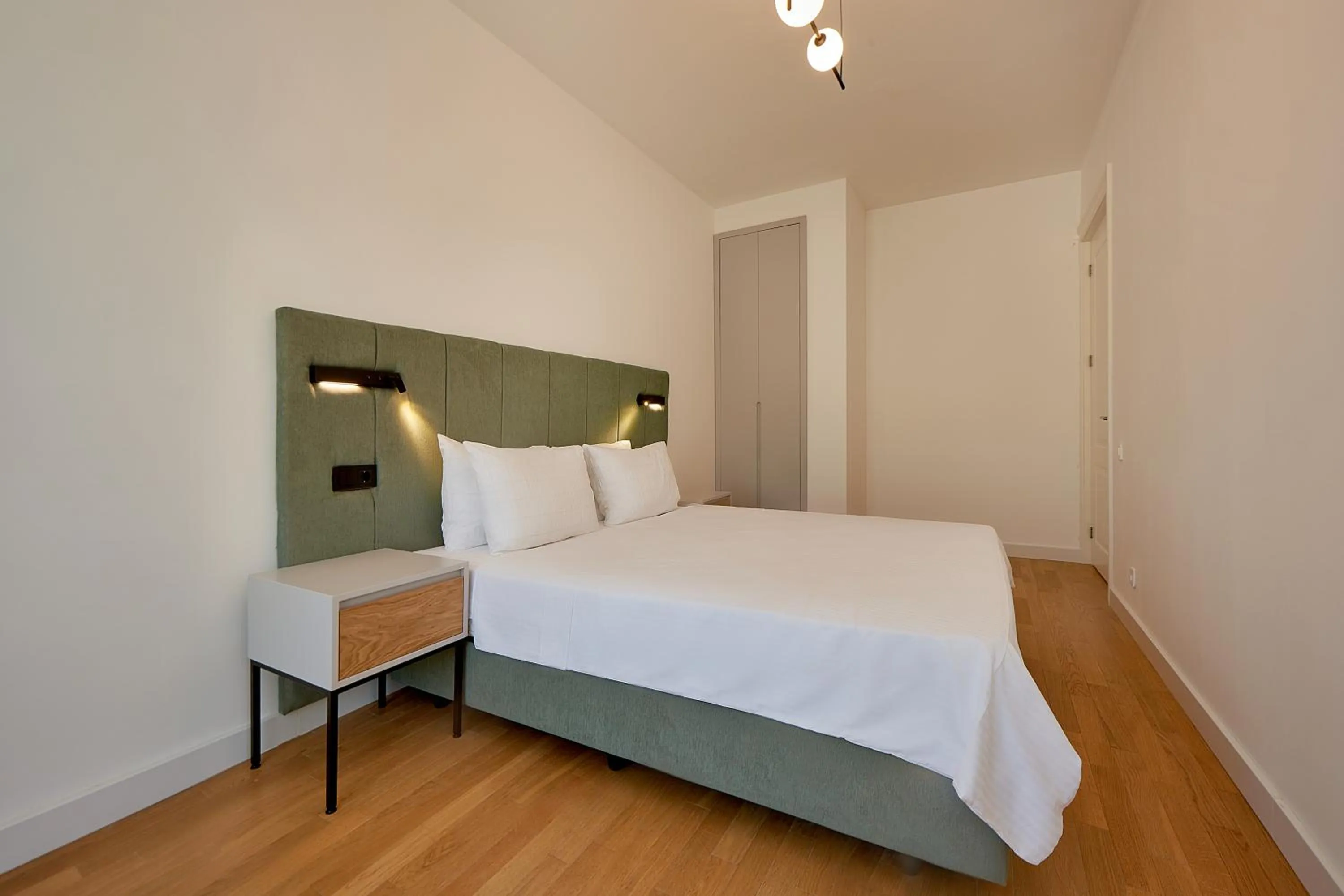 Bed in Skyline resort