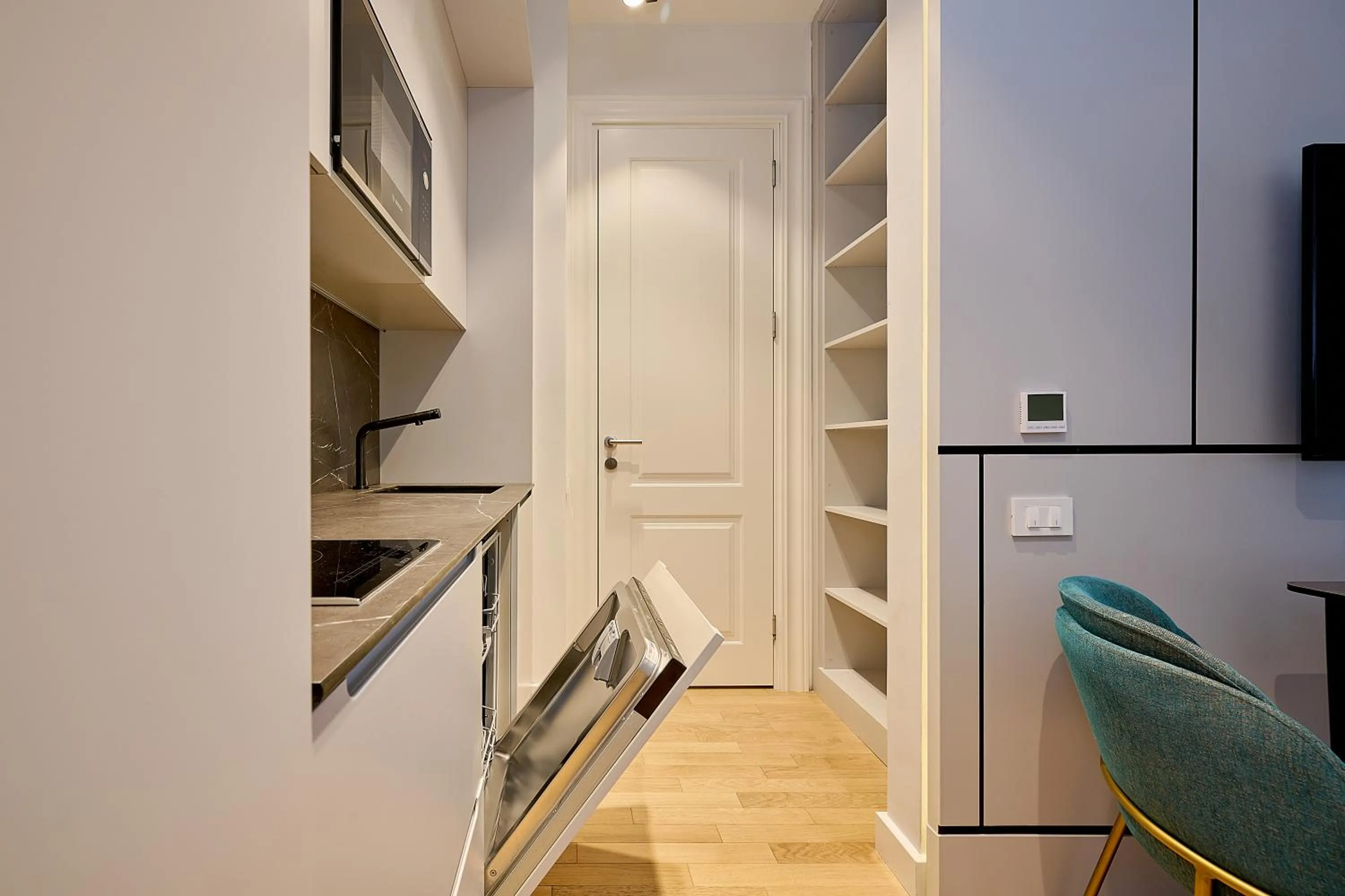 dishwasher in Skyline resort