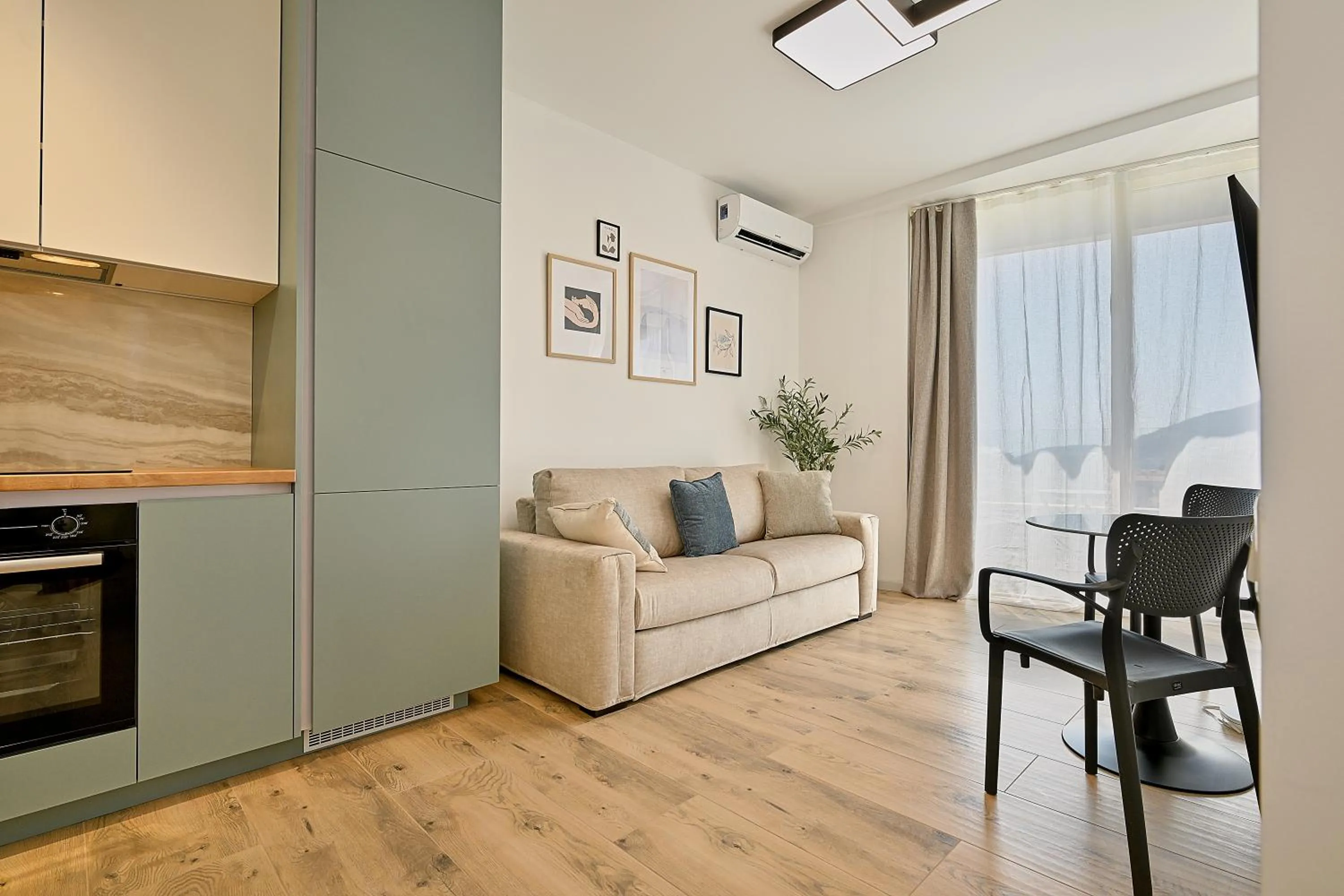 Living room in Skyline resort