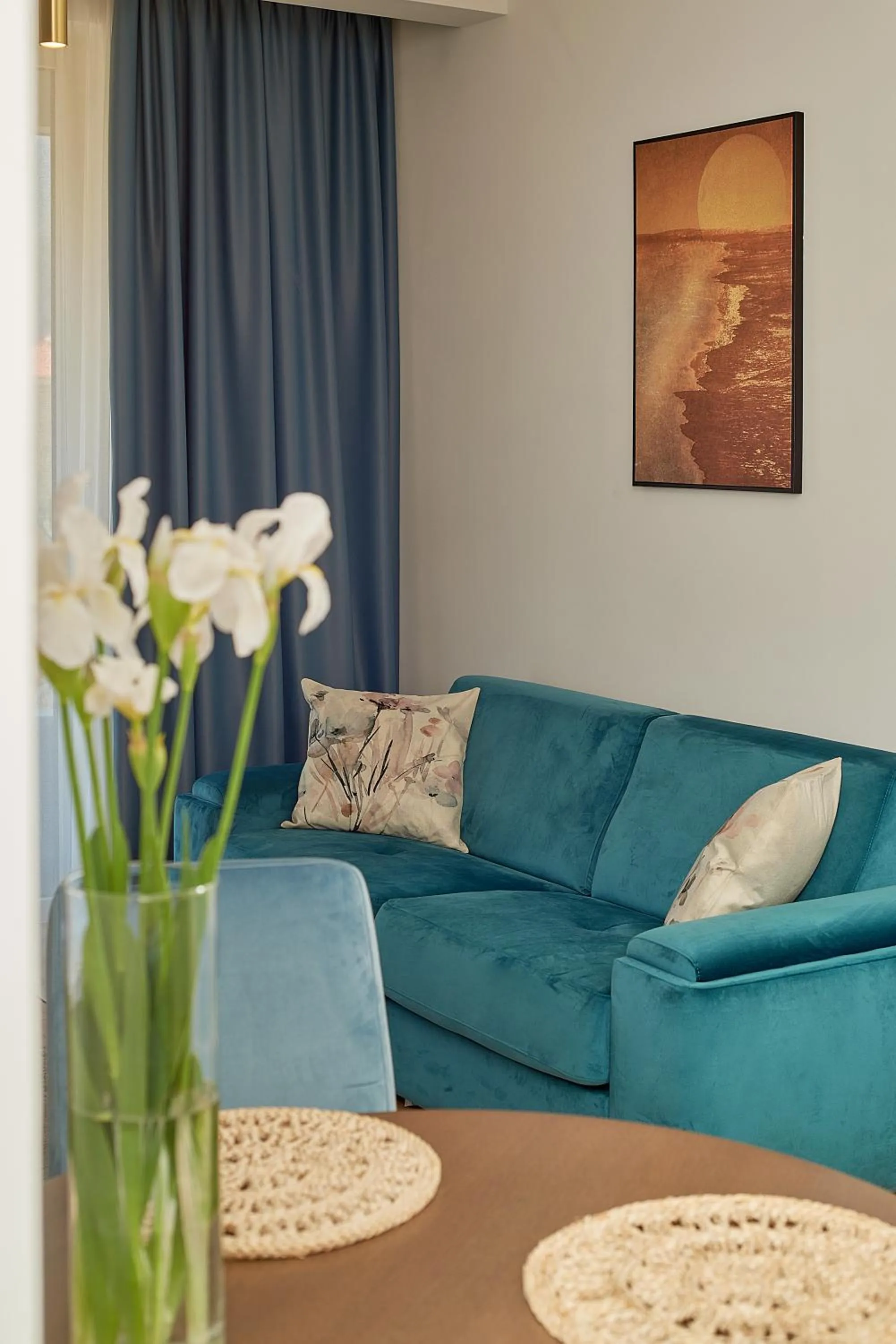 Seating area in Skyline resort