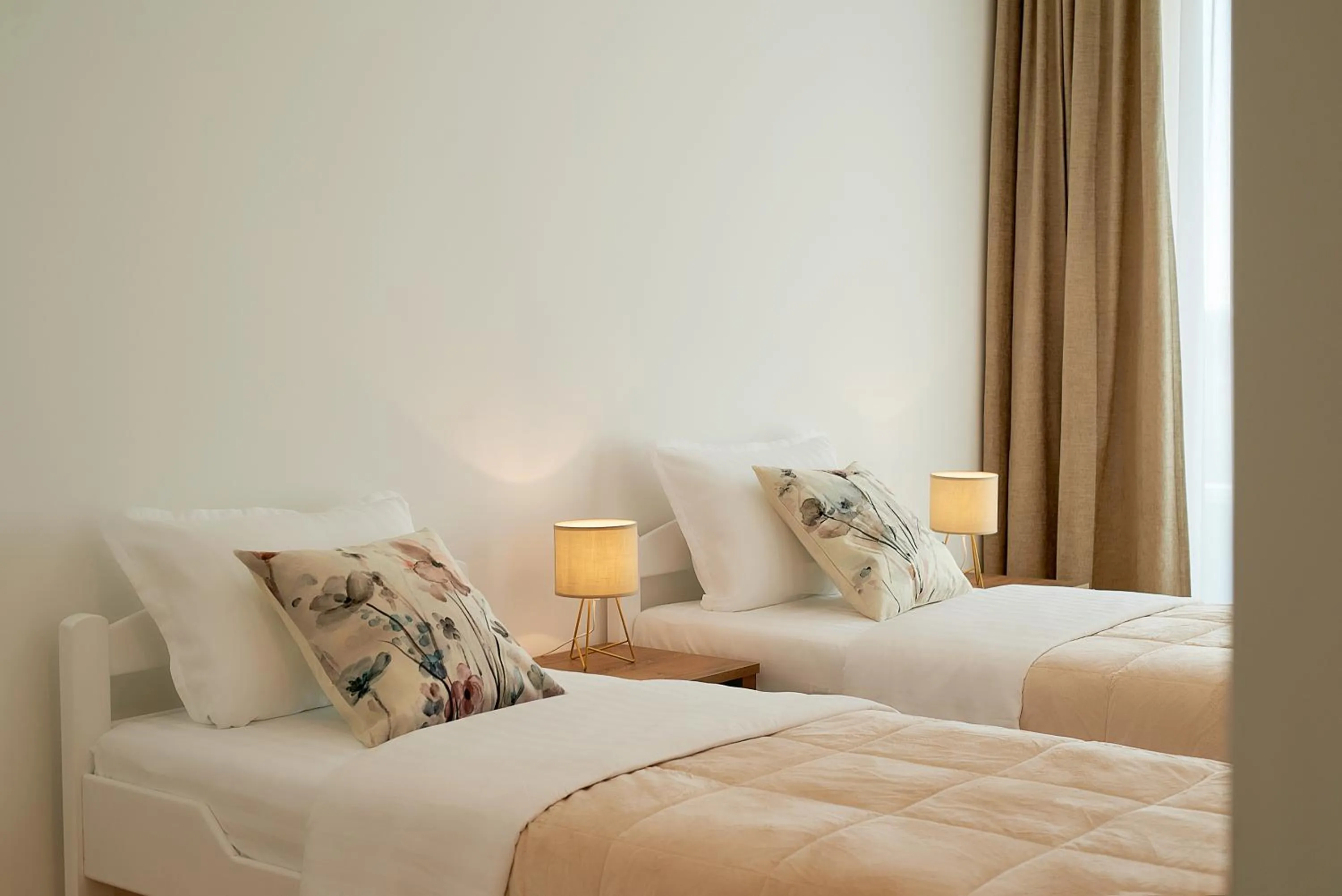 Bed in Skyline resort