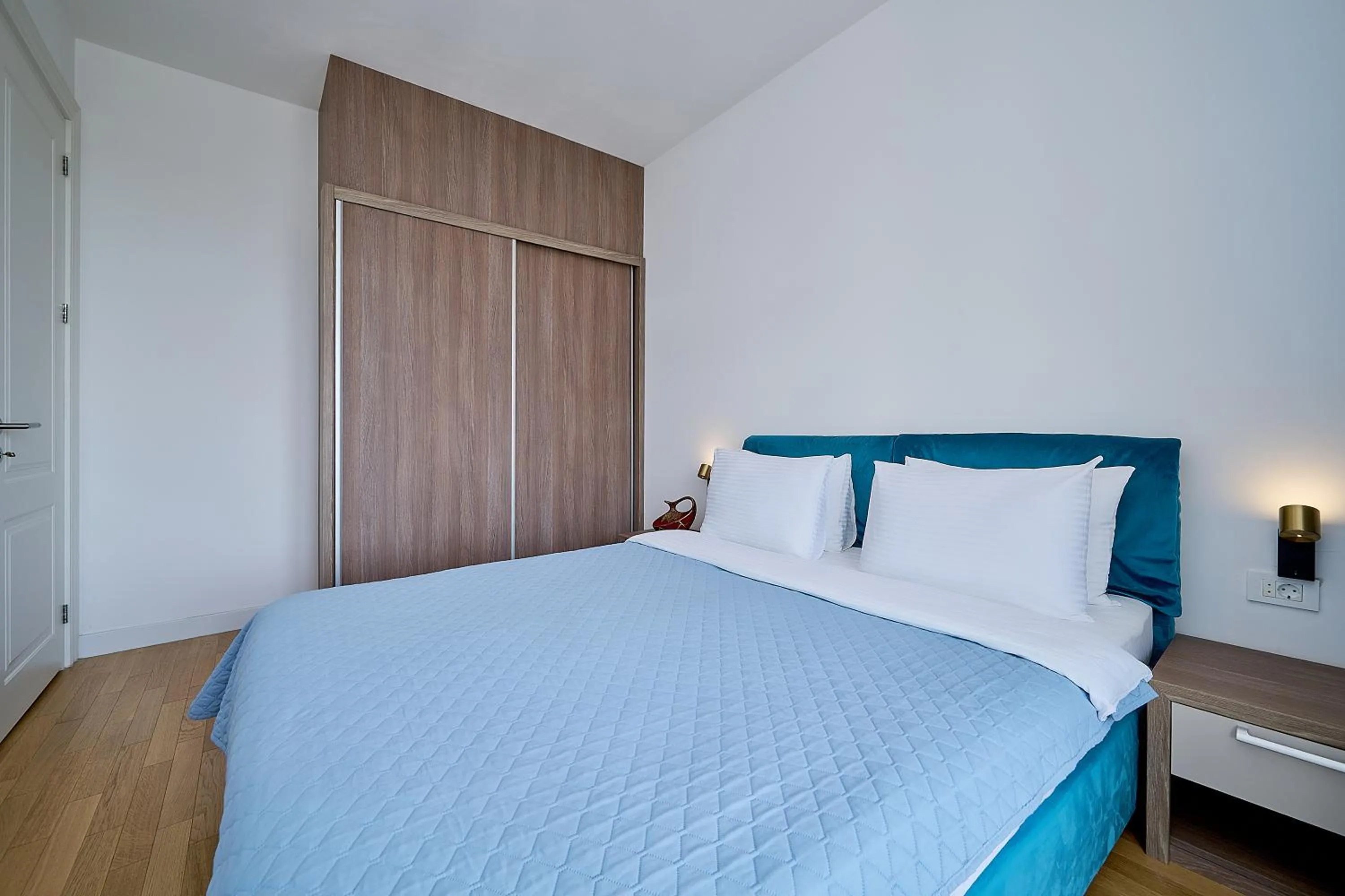 Bed in Skyline resort