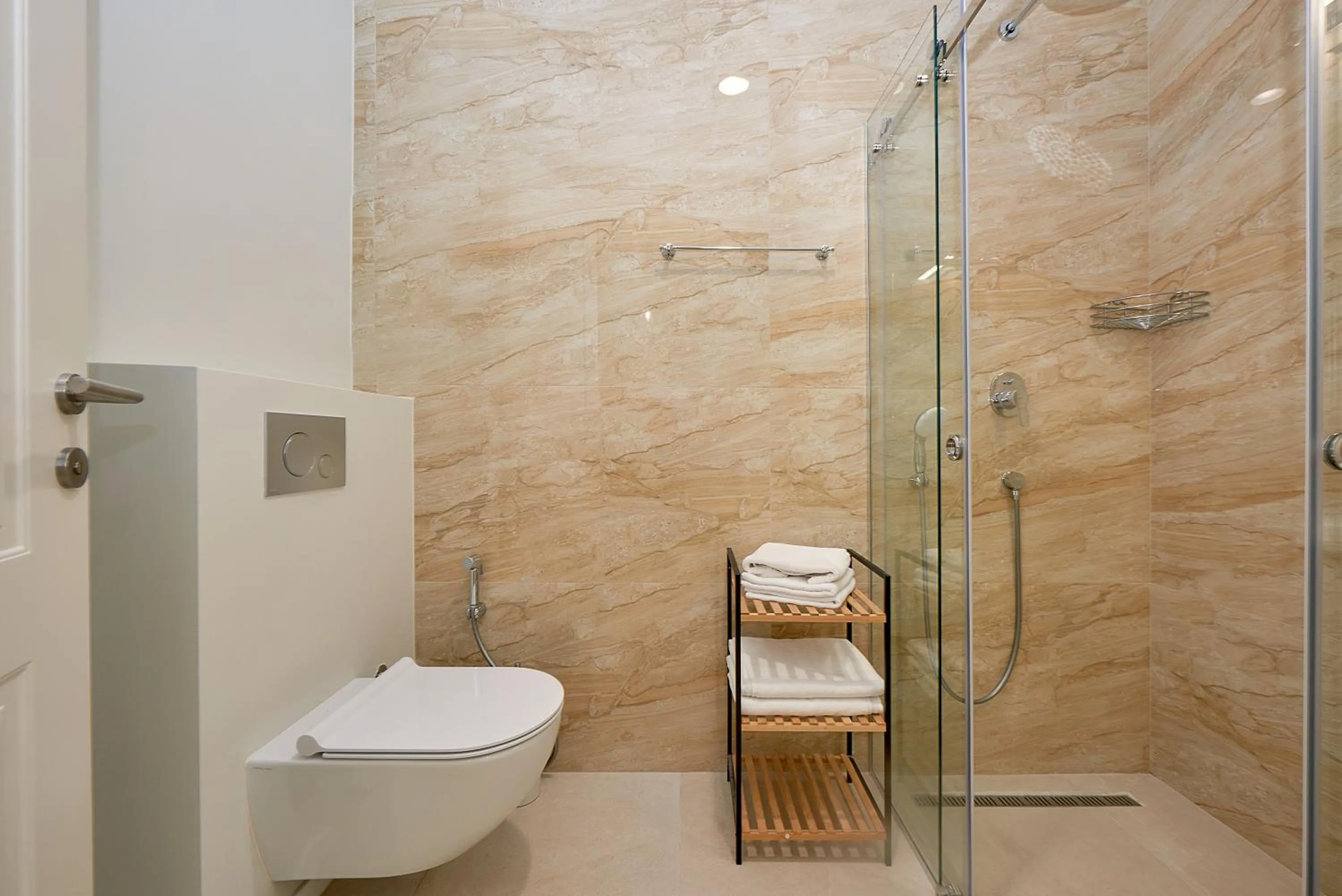 Shower in Skyline resort