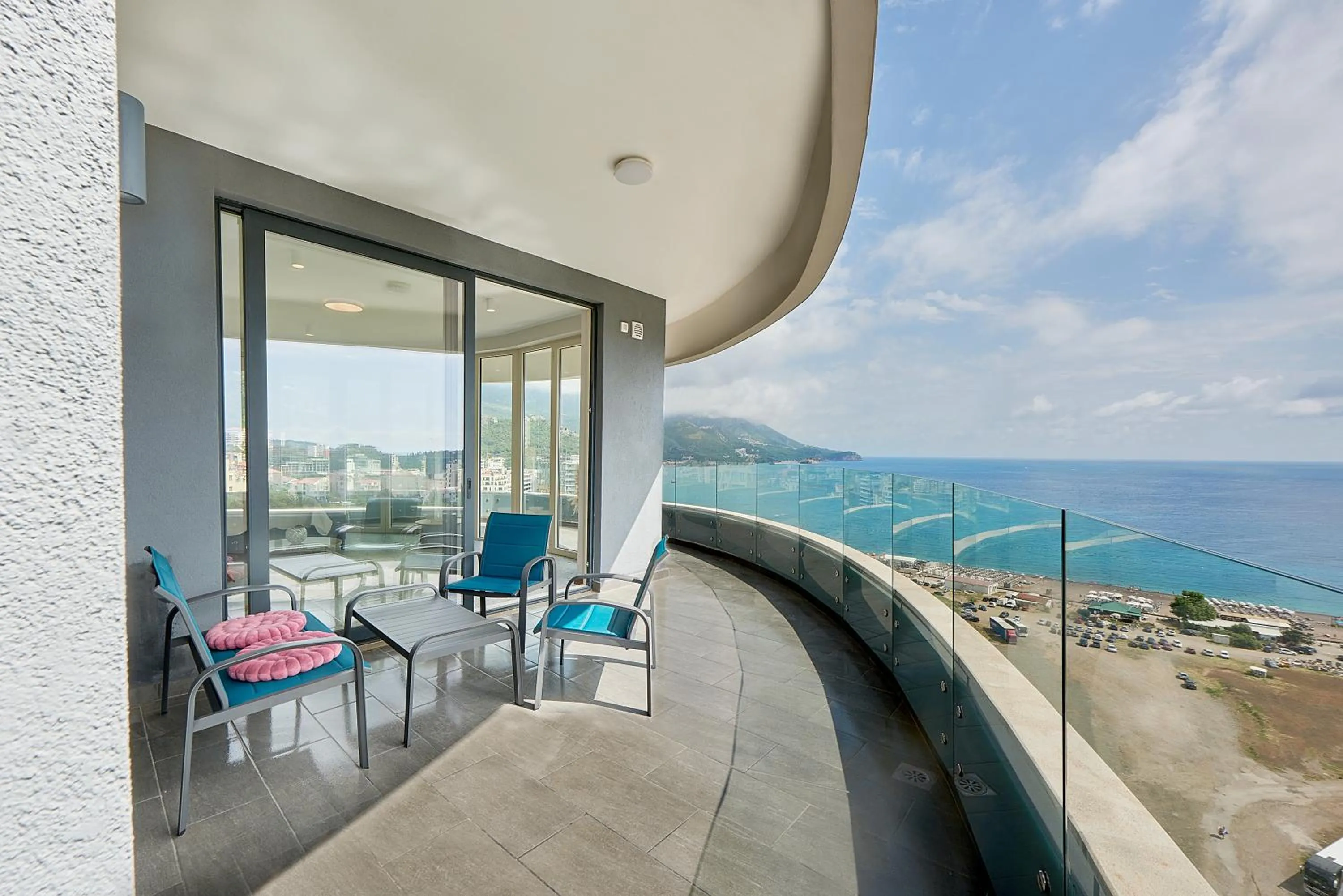 Day in Skyline resort