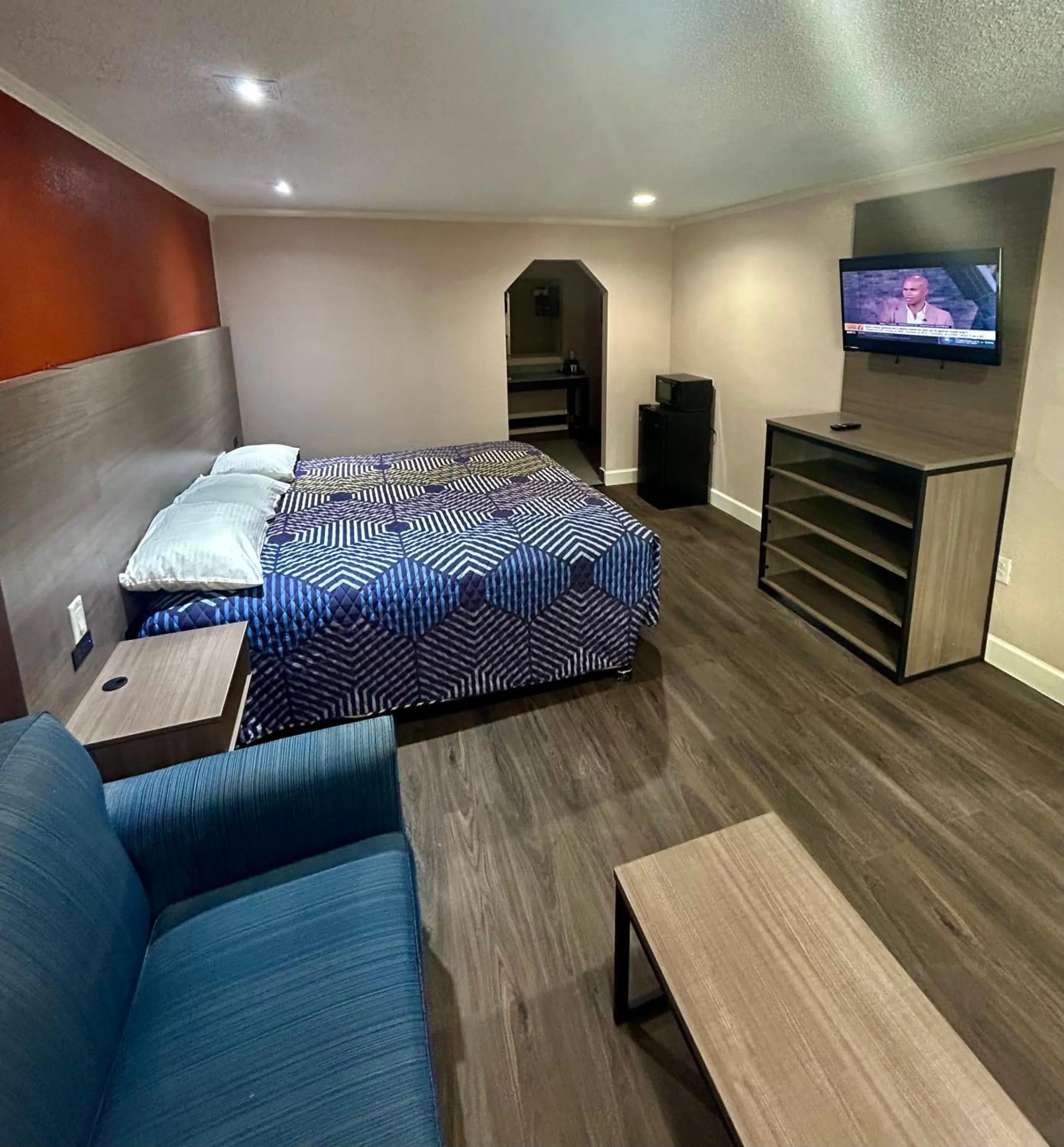 Bed in Hollywood INN - Downtown Houston