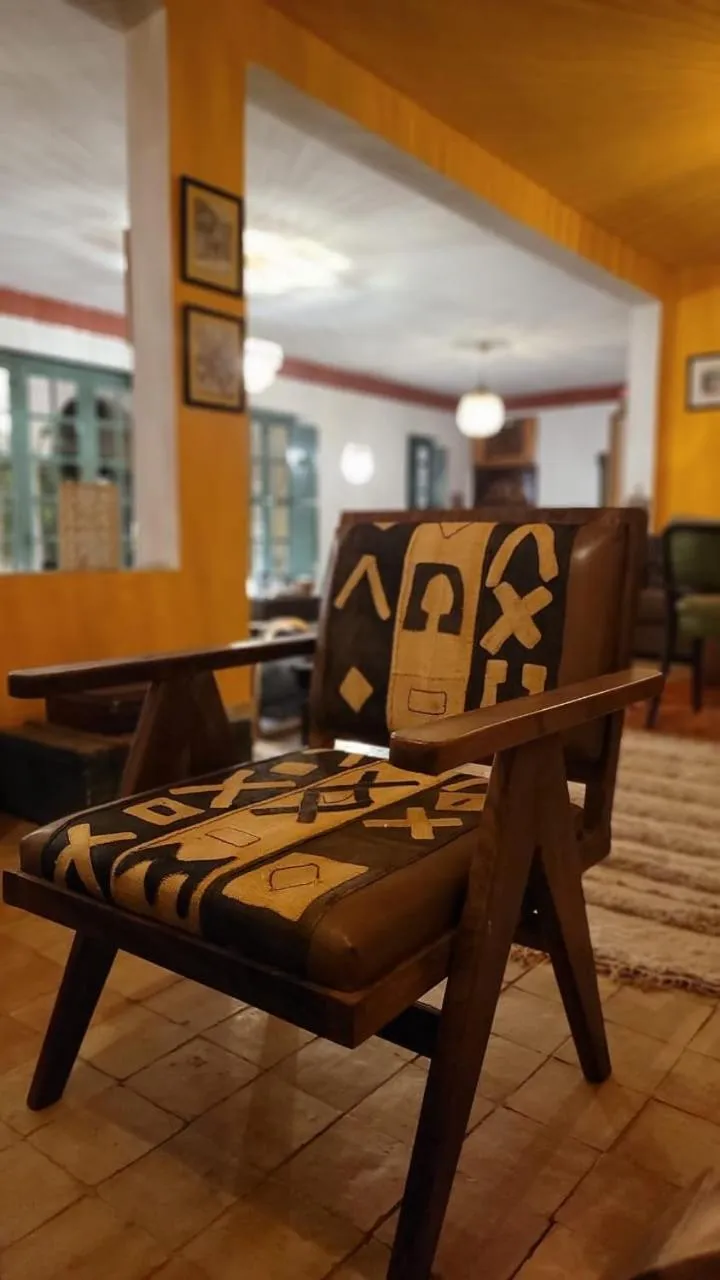 Sel d Ailleurs, Ouirgan - adults only