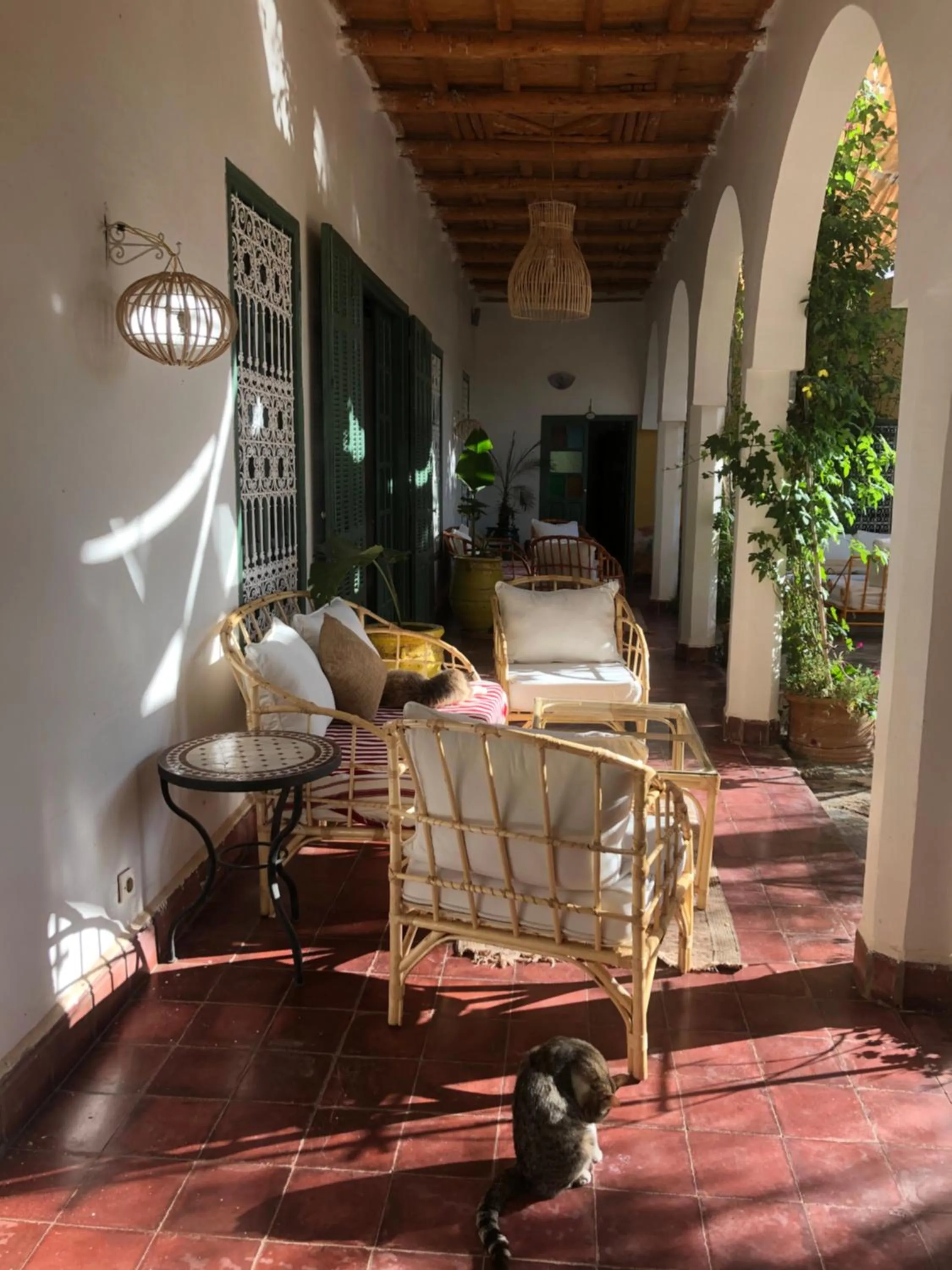 Sel d Ailleurs, Ouirgan - adults only