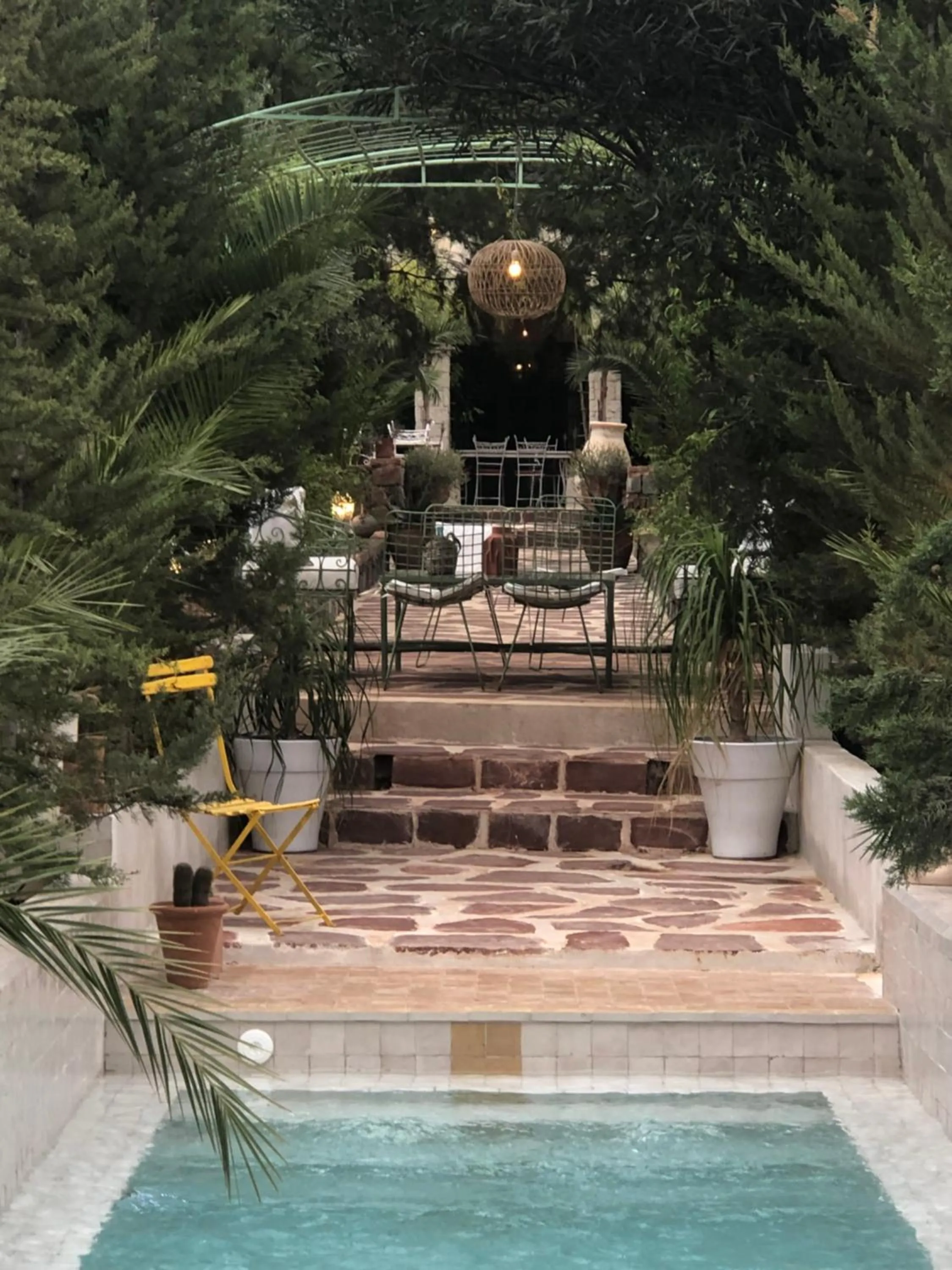 Sel d Ailleurs, Ouirgan - adults only