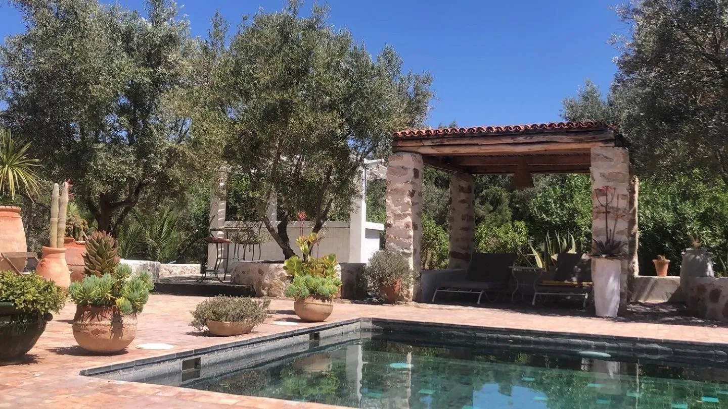 Sel d Ailleurs, Ouirgan - adults only