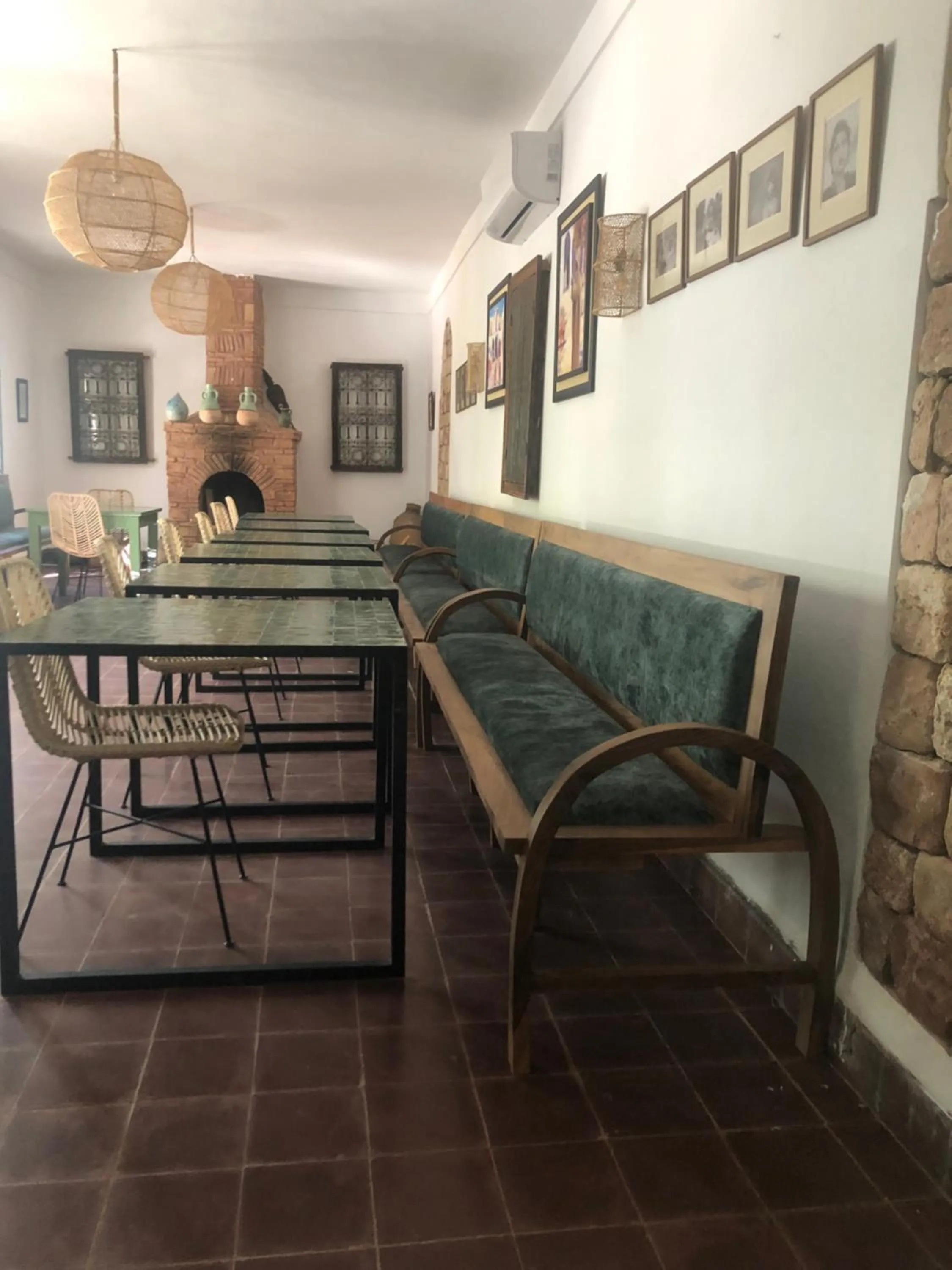 Sel d Ailleurs, Ouirgan - adults only