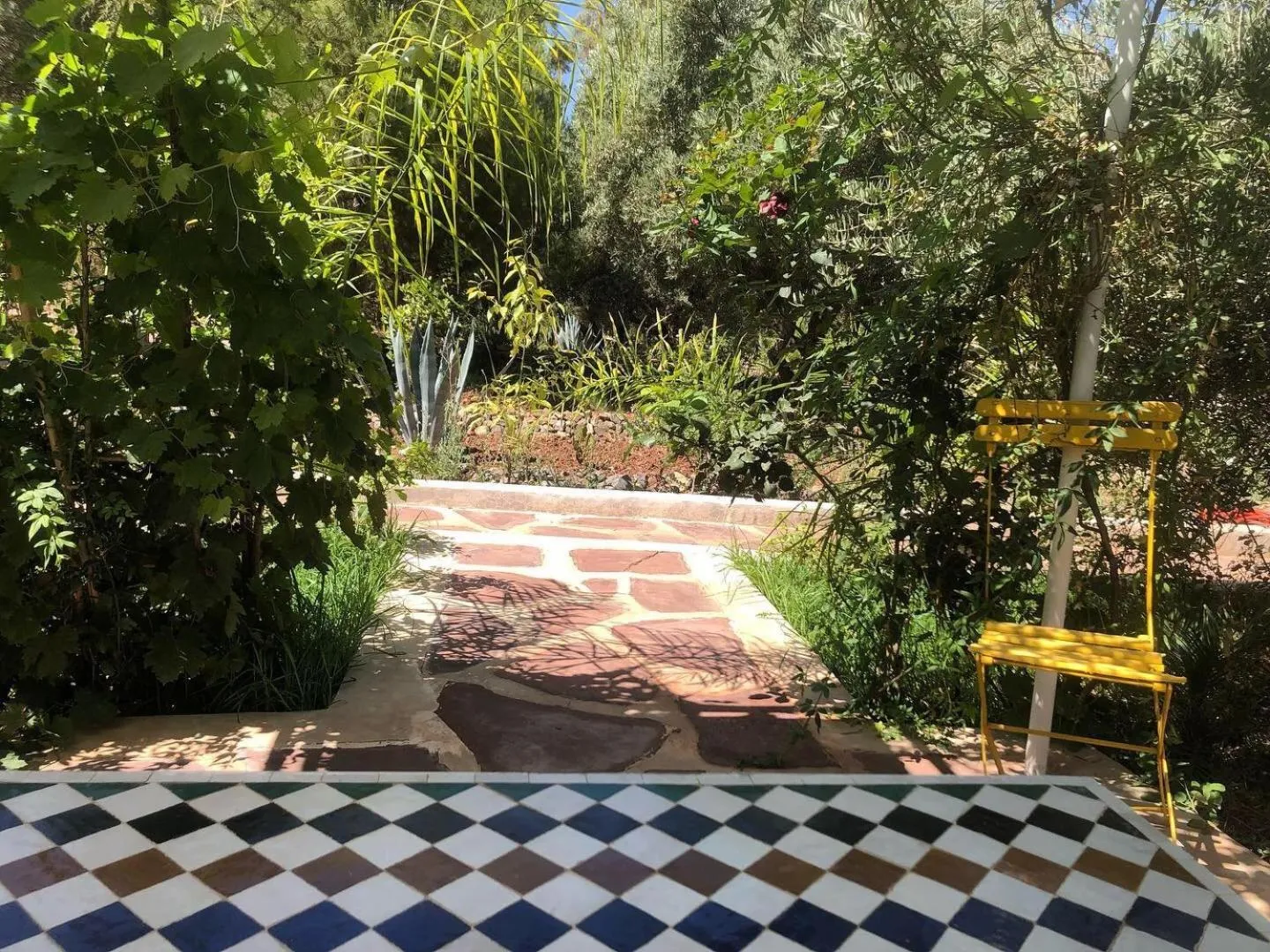 Sel d Ailleurs, Ouirgan - adults only