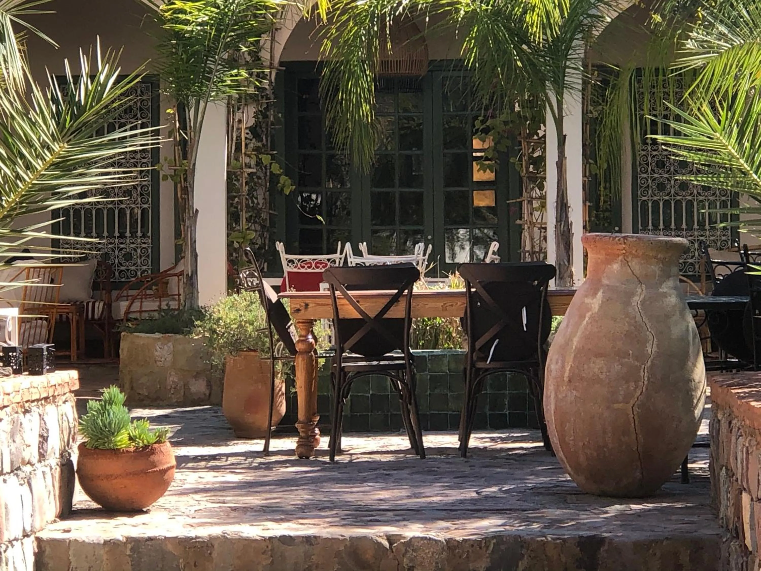 Sel d Ailleurs, Ouirgan - adults only