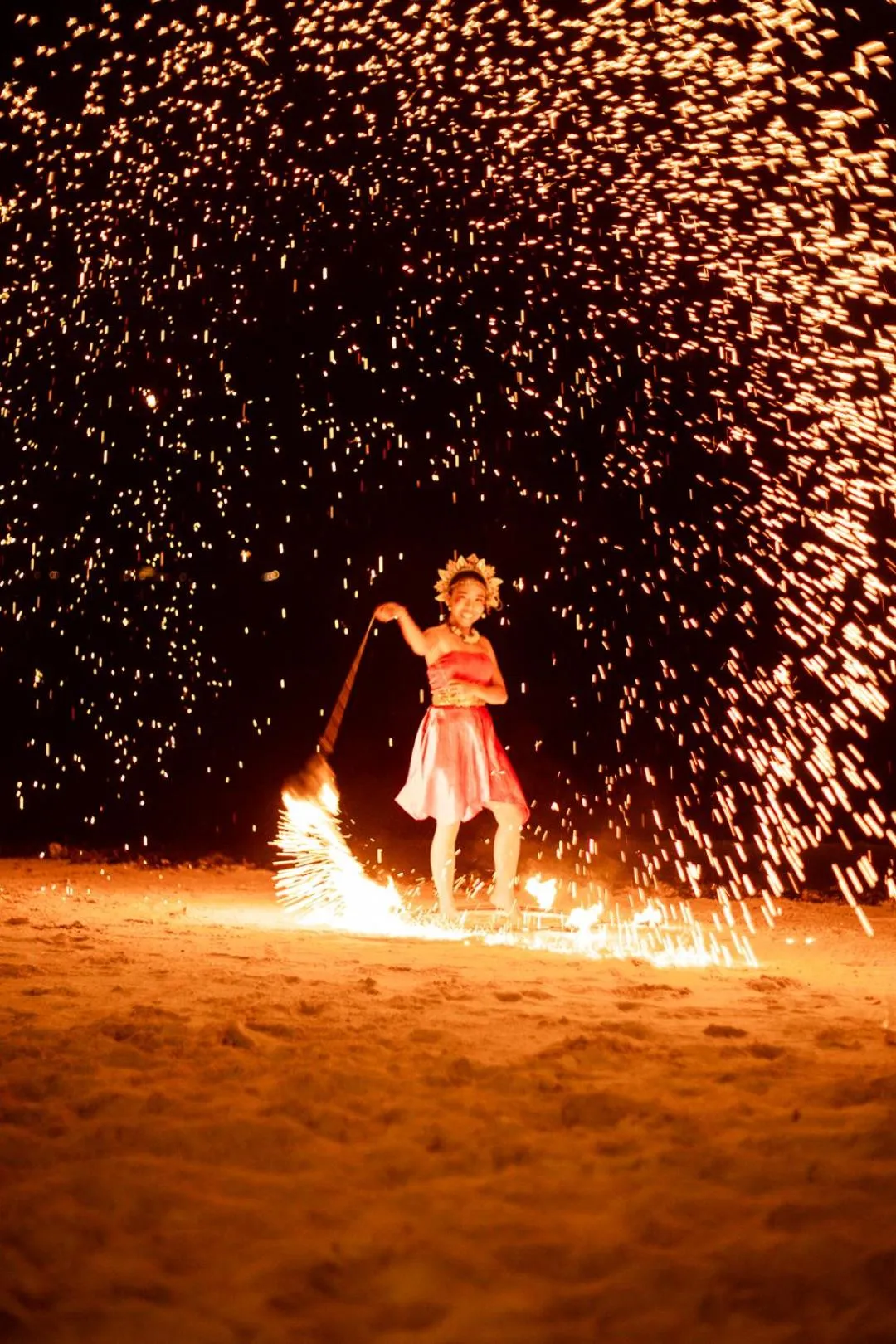 Evening entertainment in Hakuna Matata Resort Gili Air