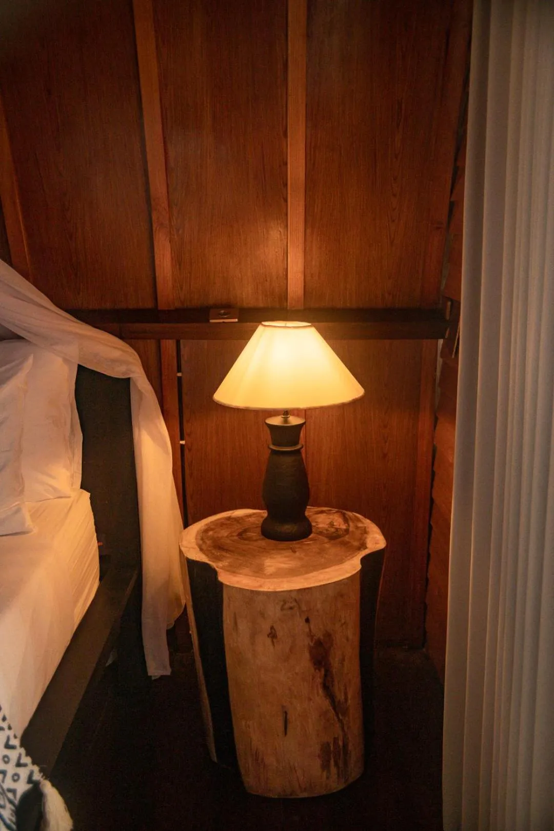 Bed in Hakuna Matata Resort Gili Air