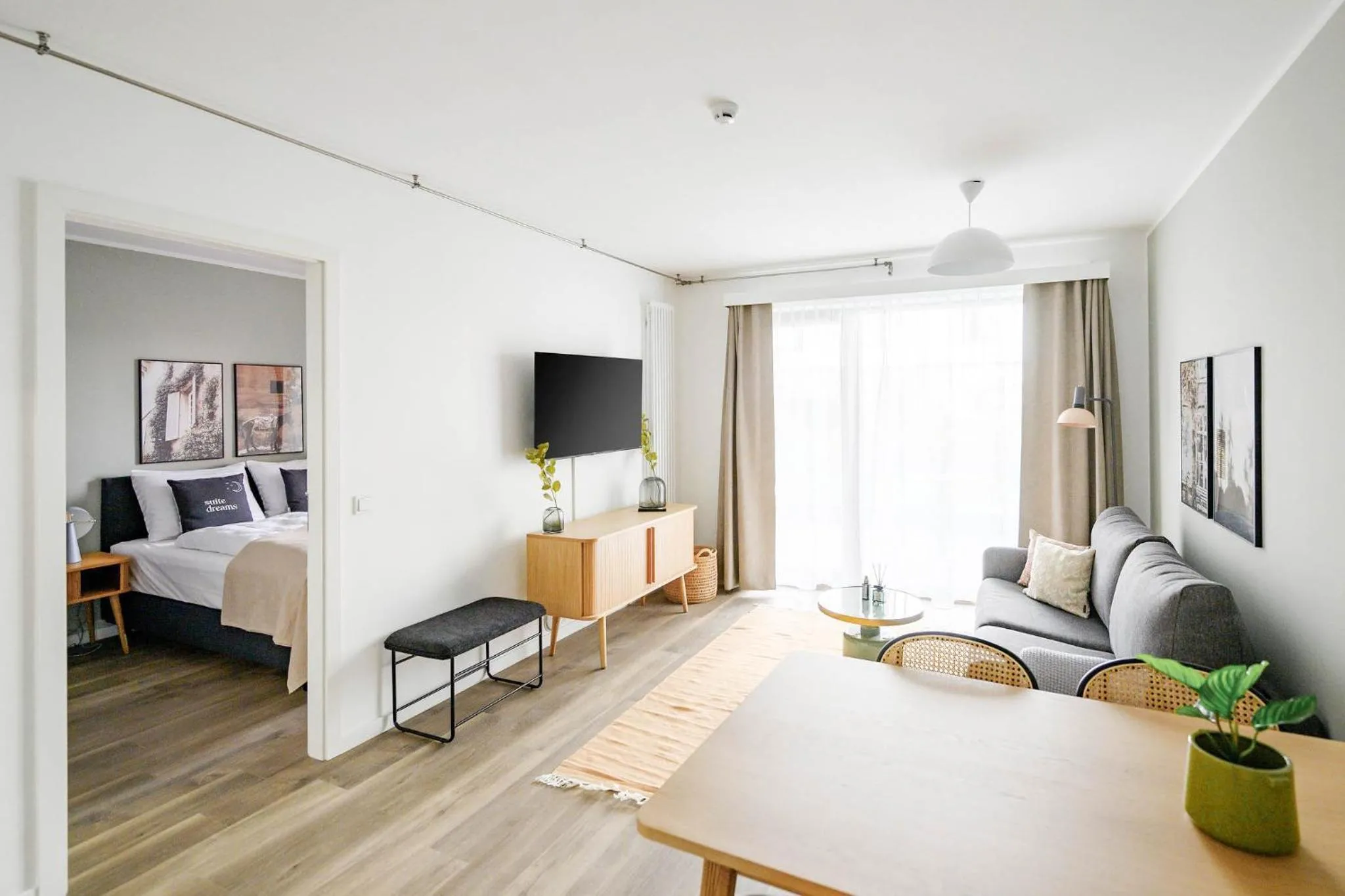 TV and multimedia, Bed in Limehome Budapest Mosonyi
