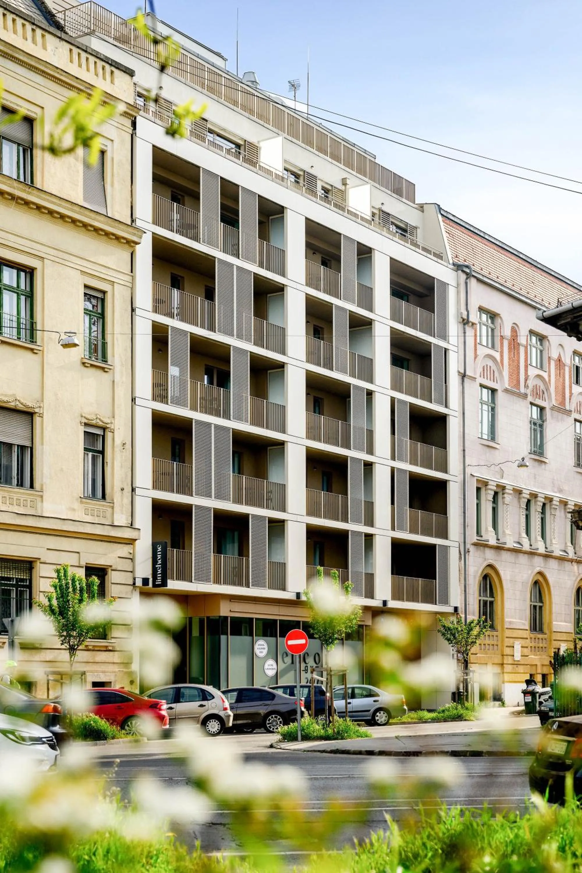 Facade/entrance in Limehome Budapest Mosonyi