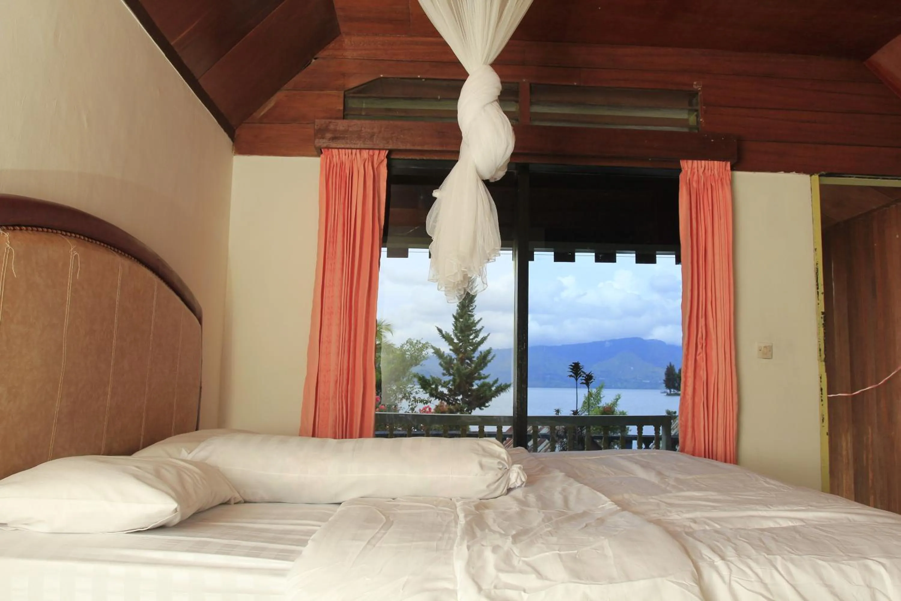 Bed in SONY COTTAGE