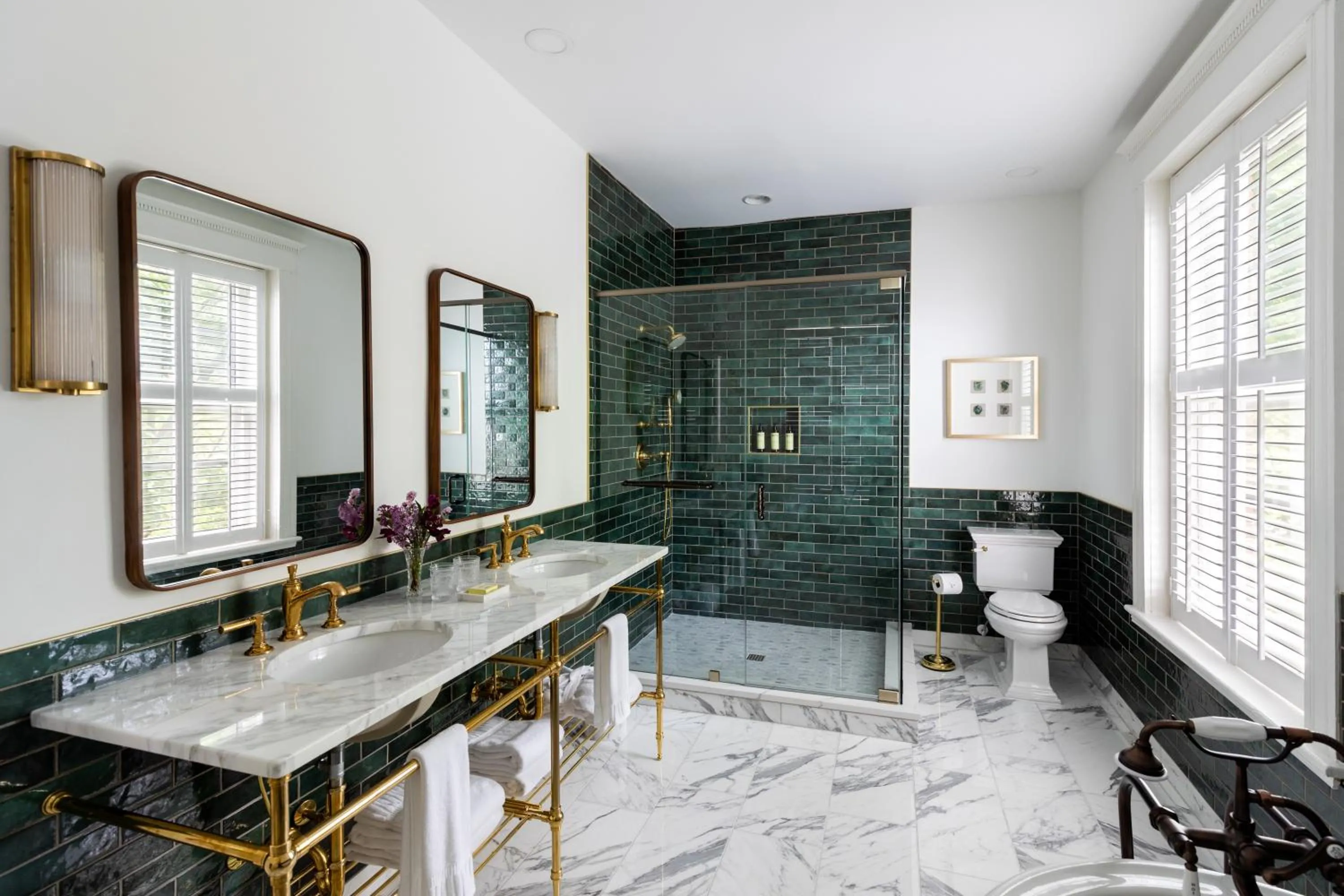 Bathroom in The Boulevard Inn